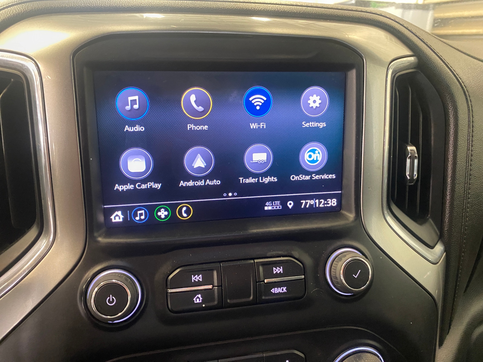 Thumbnail: 2020 Chevrolet Silverado 1500 - 4