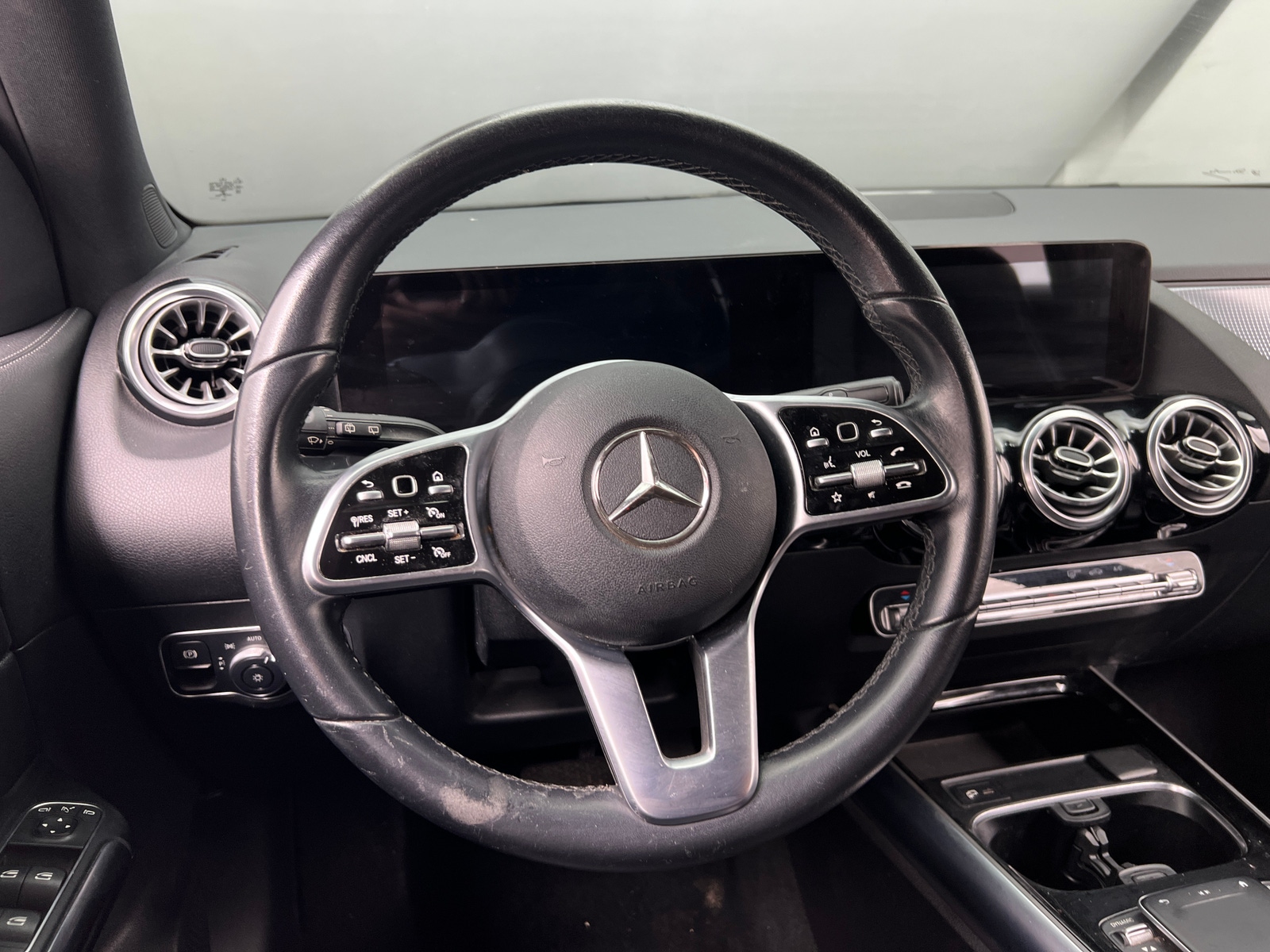 Thumbnail: 2022 Mercedes-Benz GLA - 4
