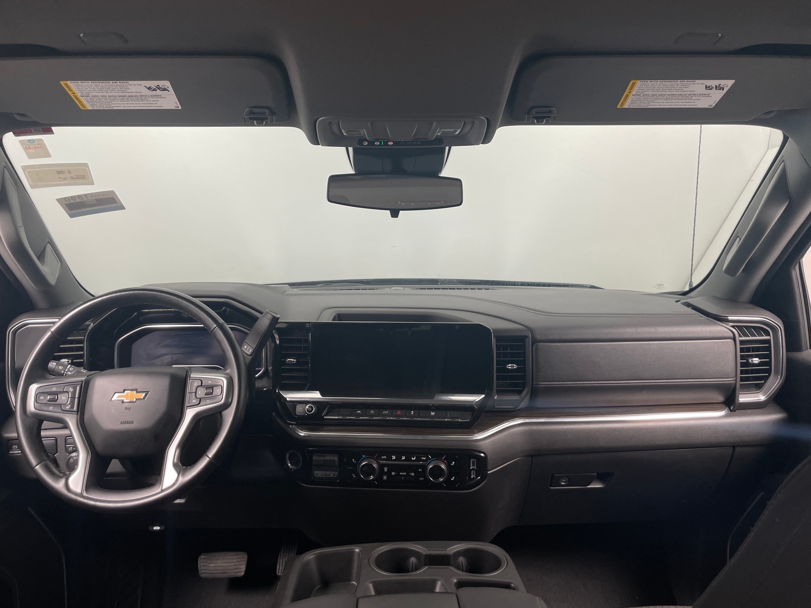Thumbnail: 2025 Chevrolet Silverado 1500 - 3
