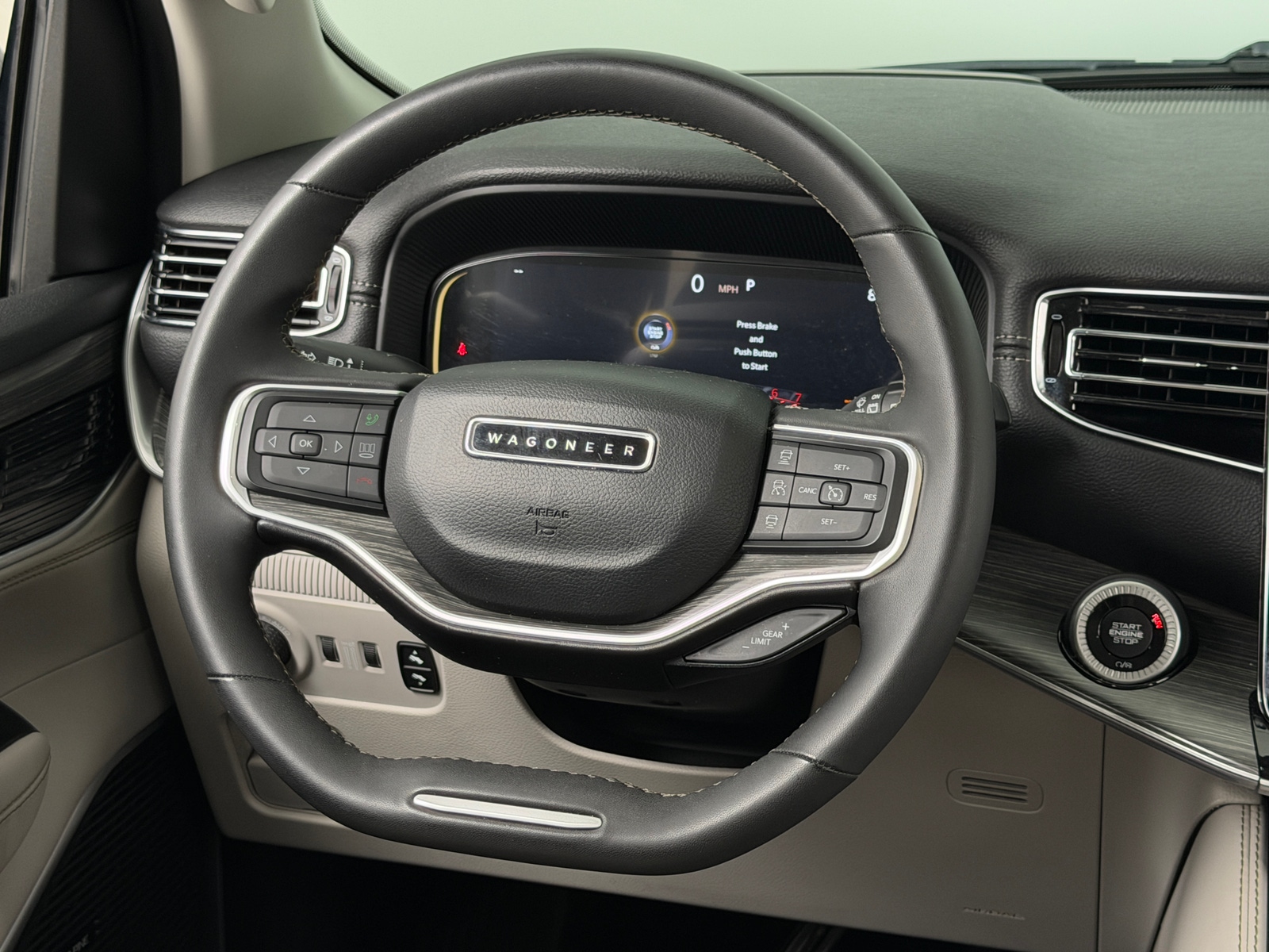 Thumbnail: 2023 Jeep Wagoneer - 4