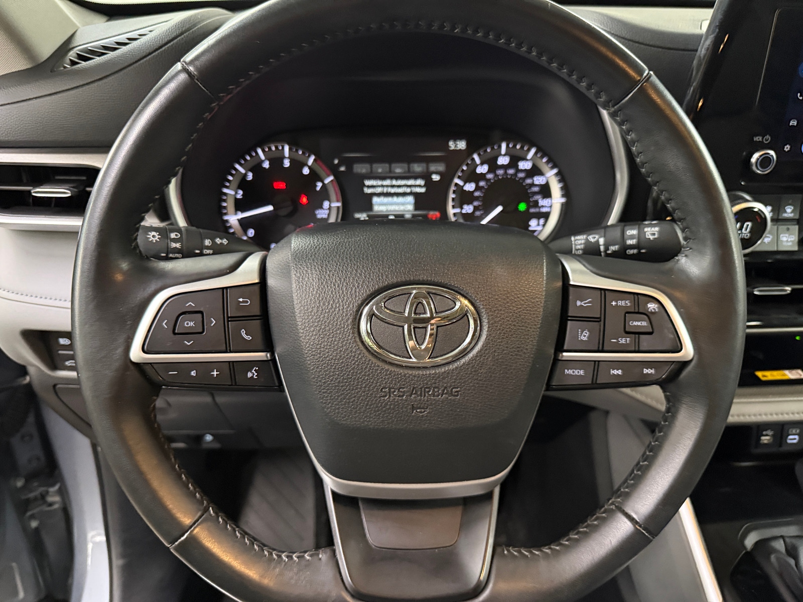Thumbnail: 2024 Toyota Highlander - 4
