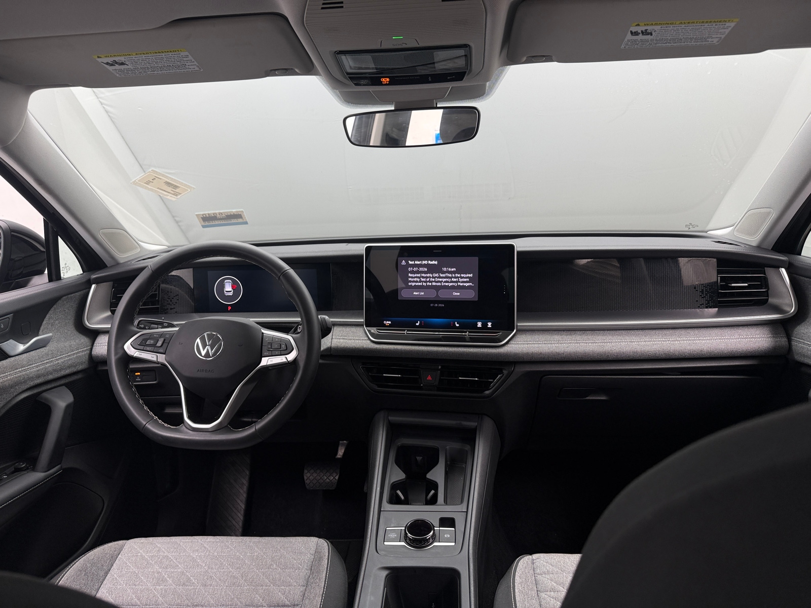 Thumbnail: 2025 Volkswagen Tiguan - 3