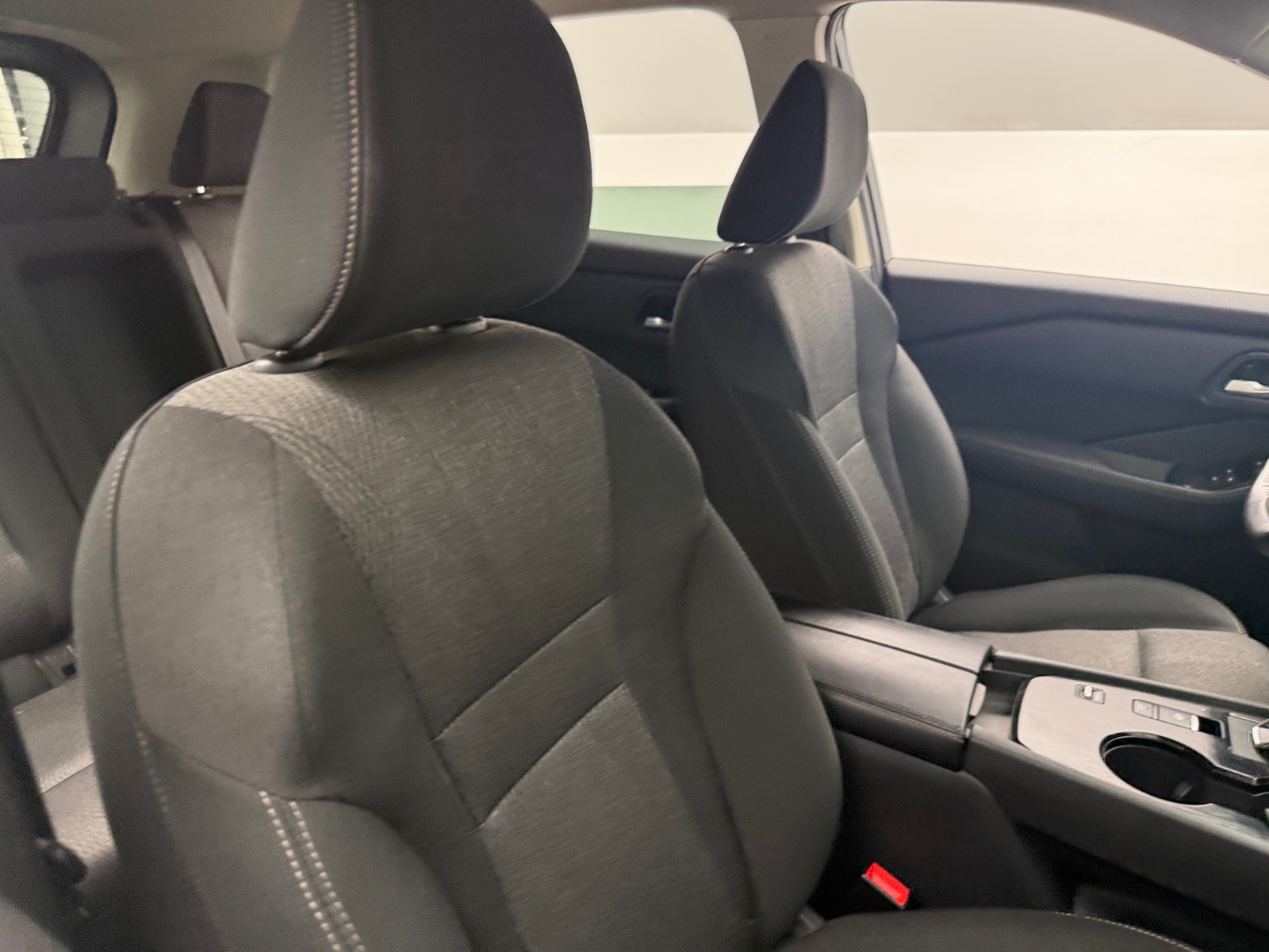 Thumbnail: 2025 Nissan Rogue - 2