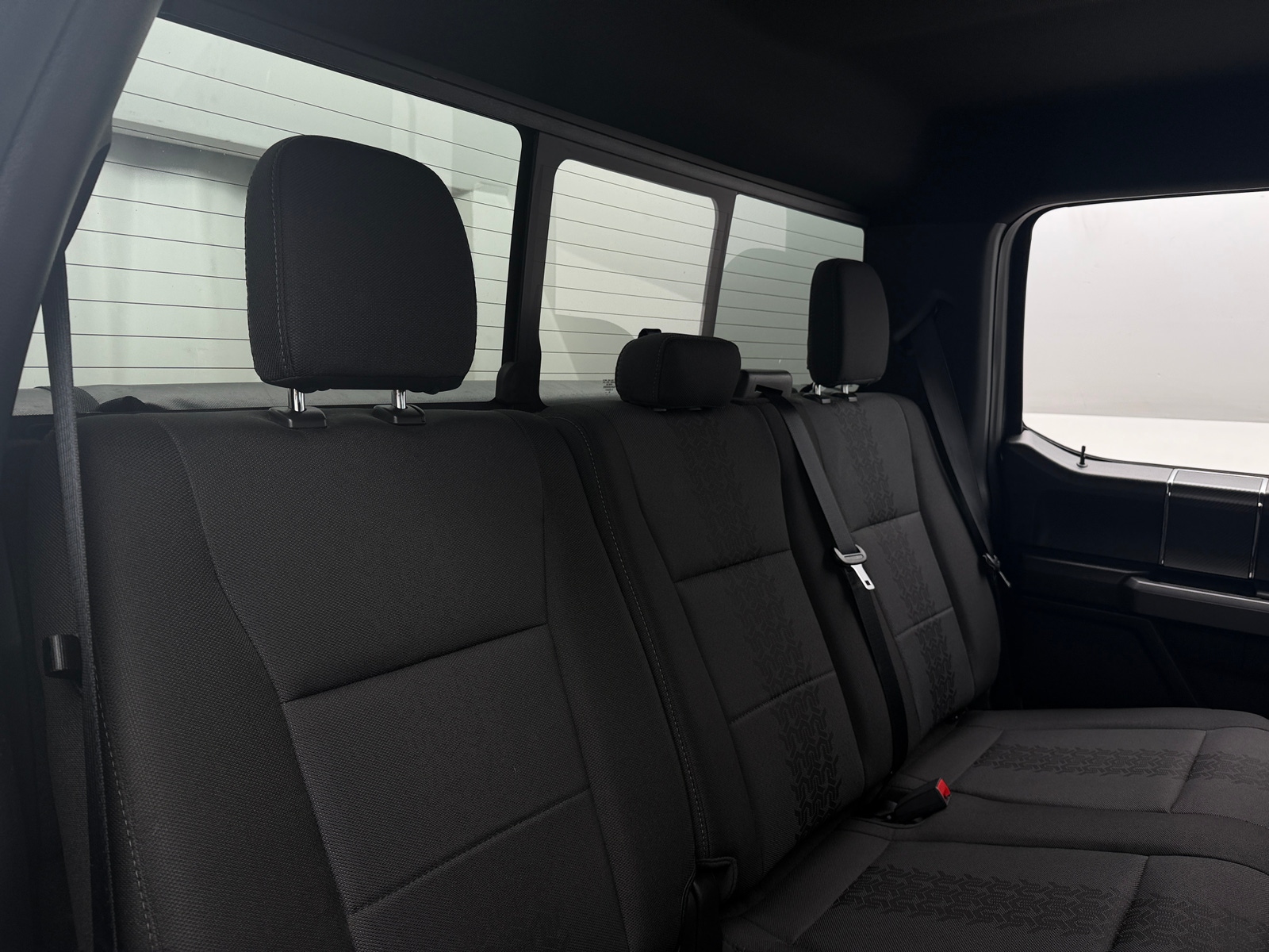 Thumbnail: 2020 Ford Econoline - 6