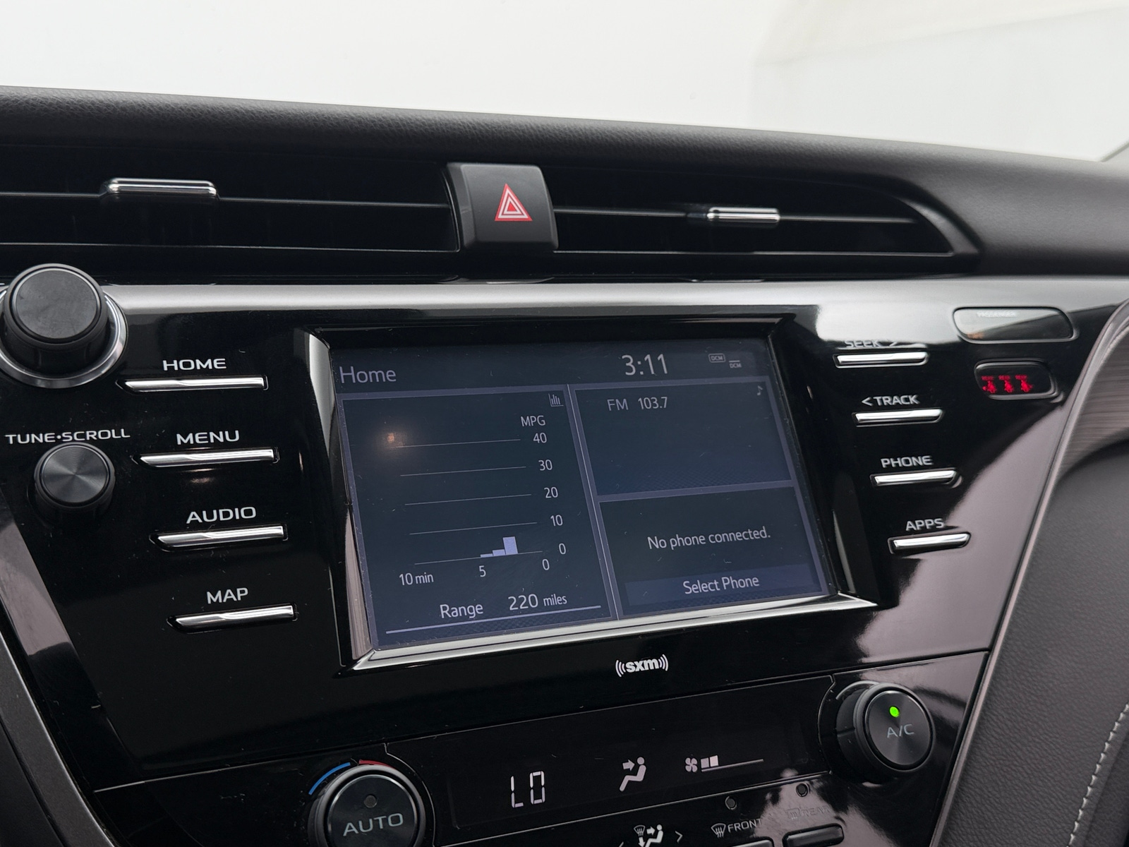 Thumbnail: 2020 Toyota Camry - 3