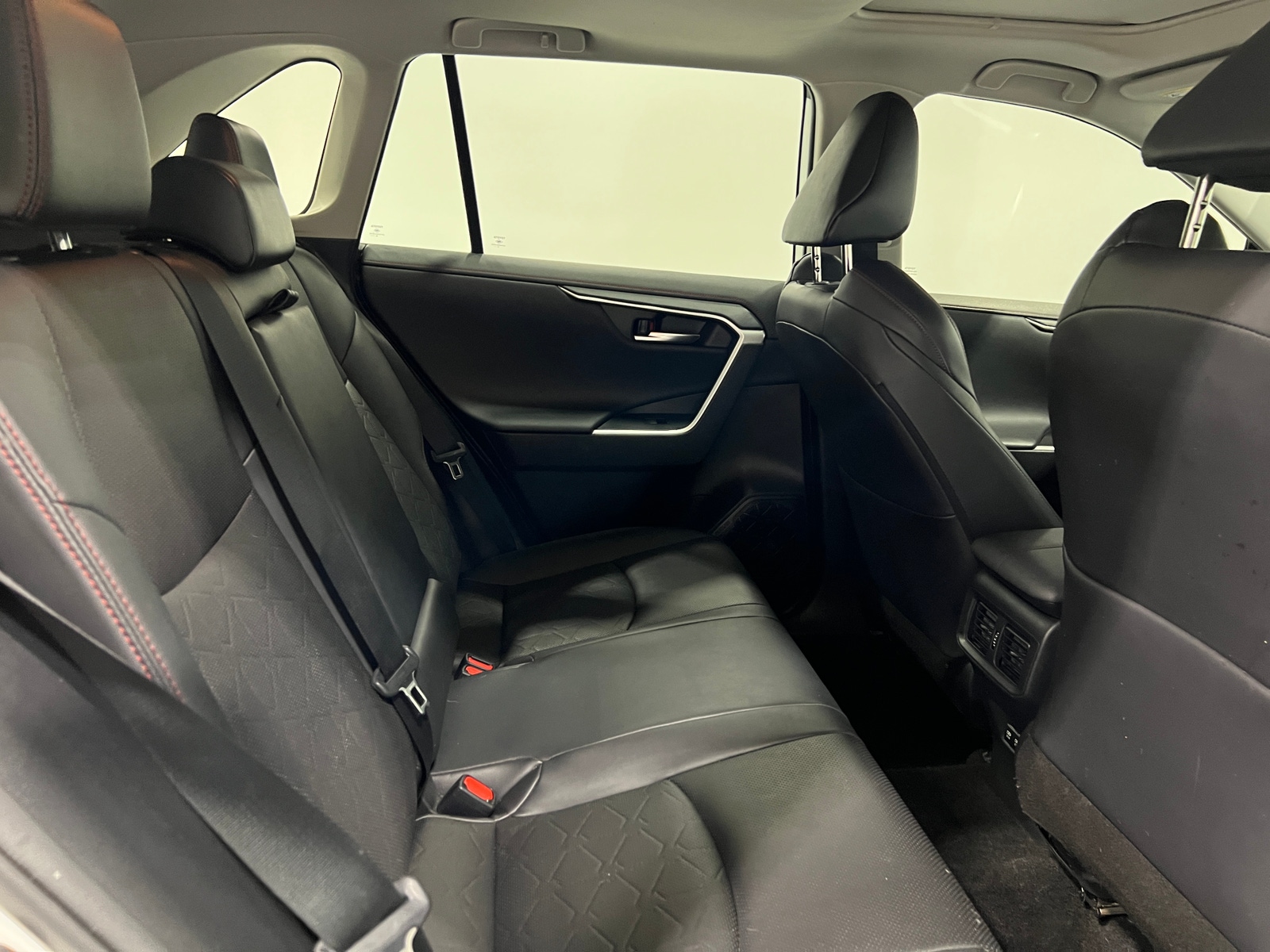 Thumbnail: 2021 Toyota RAV4 - 5