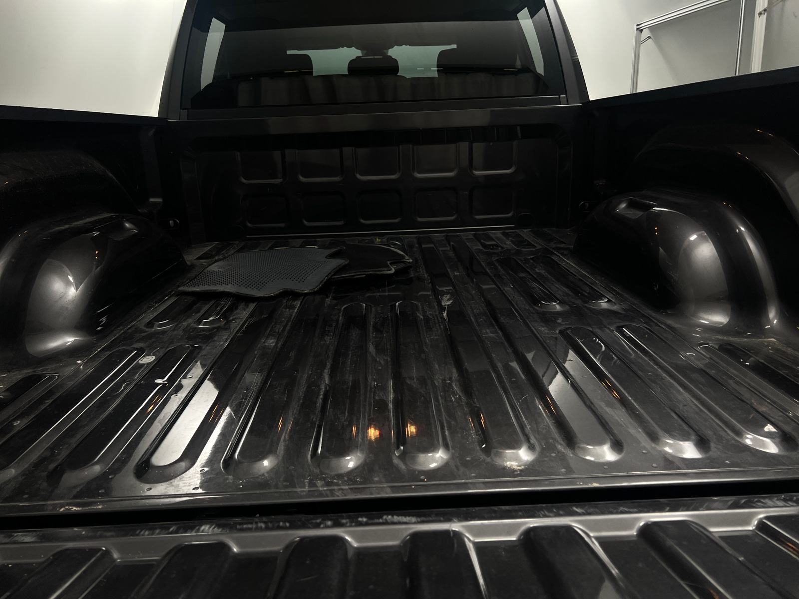 Thumbnail: 2023 RAM 1500 Classic - 7