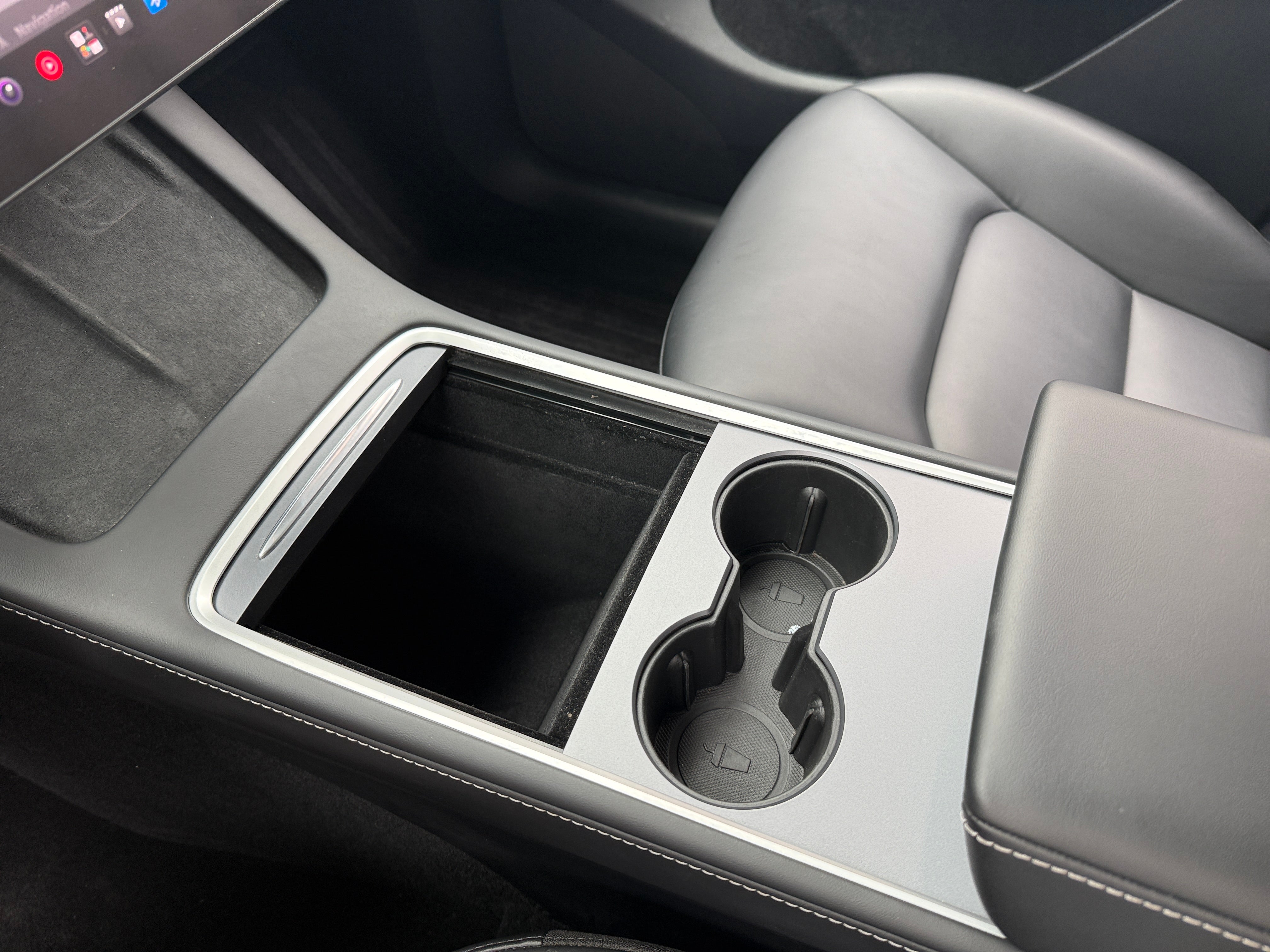 Used 2023 Tesla Model Y Long Range with VIN 7SAYGDEEXPA097410 for sale in Oak Creek, WI