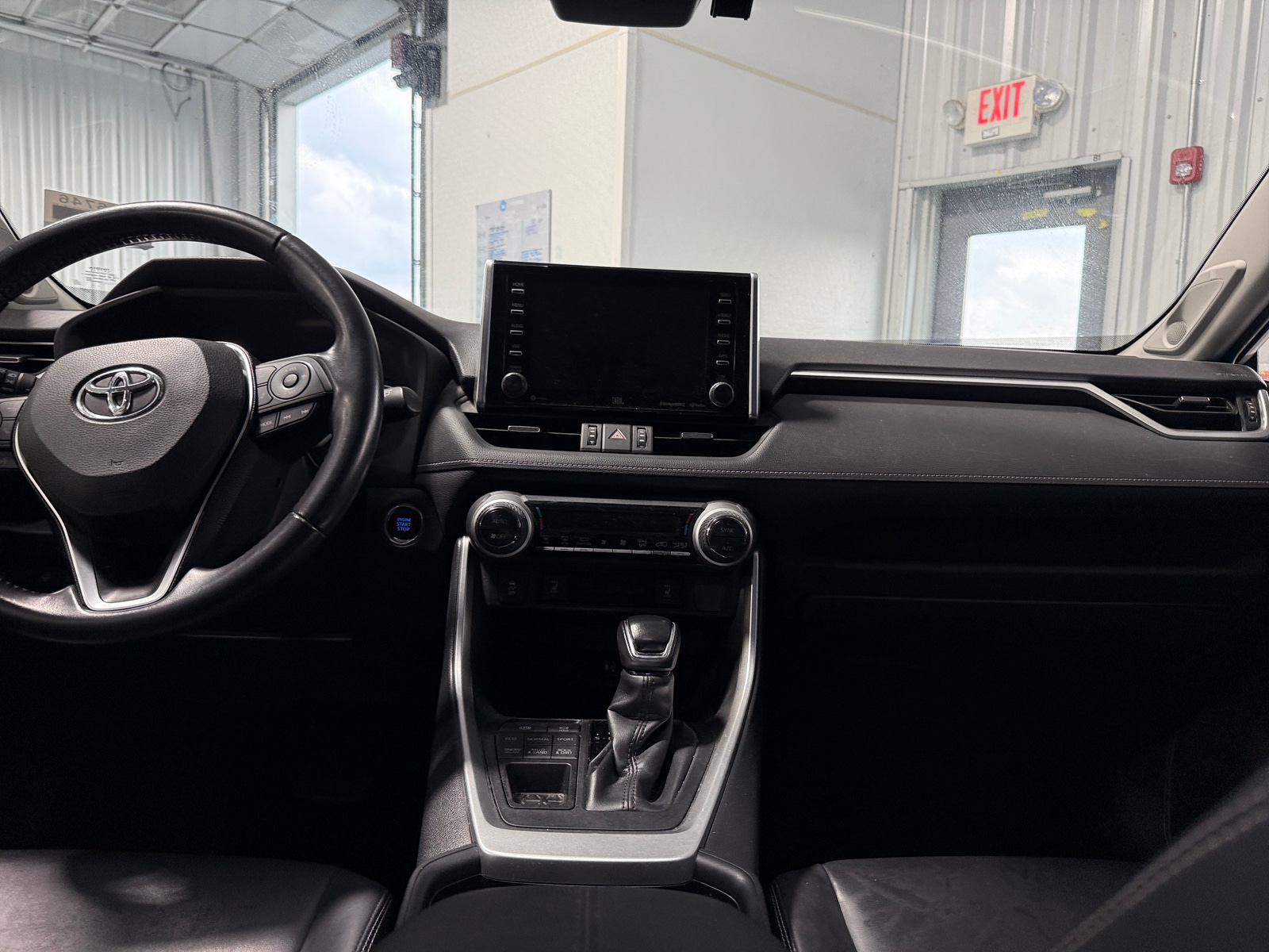 Thumbnail: 2019 Toyota RAV4 - 3