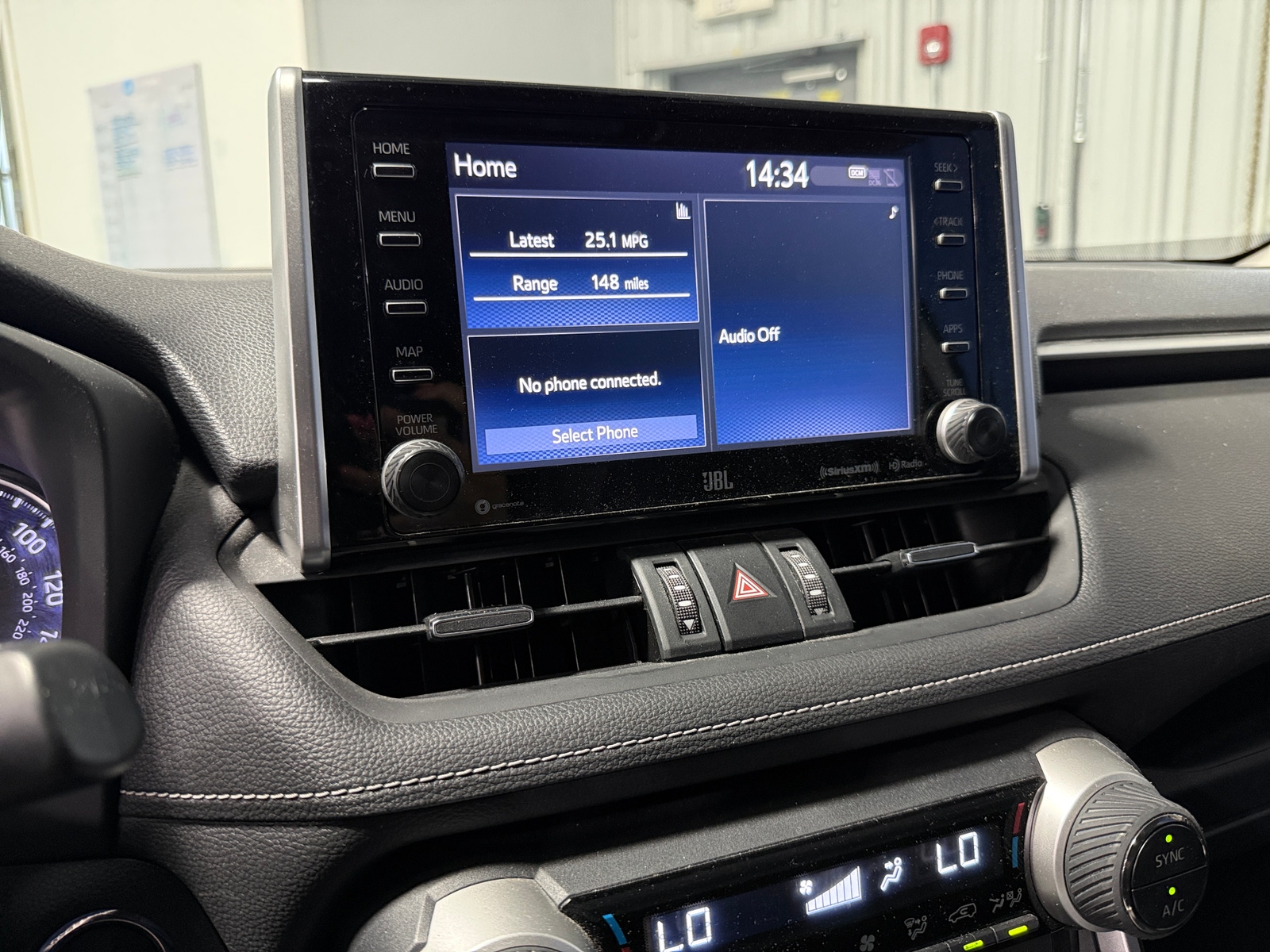 Thumbnail: 2019 Toyota RAV4 - 4