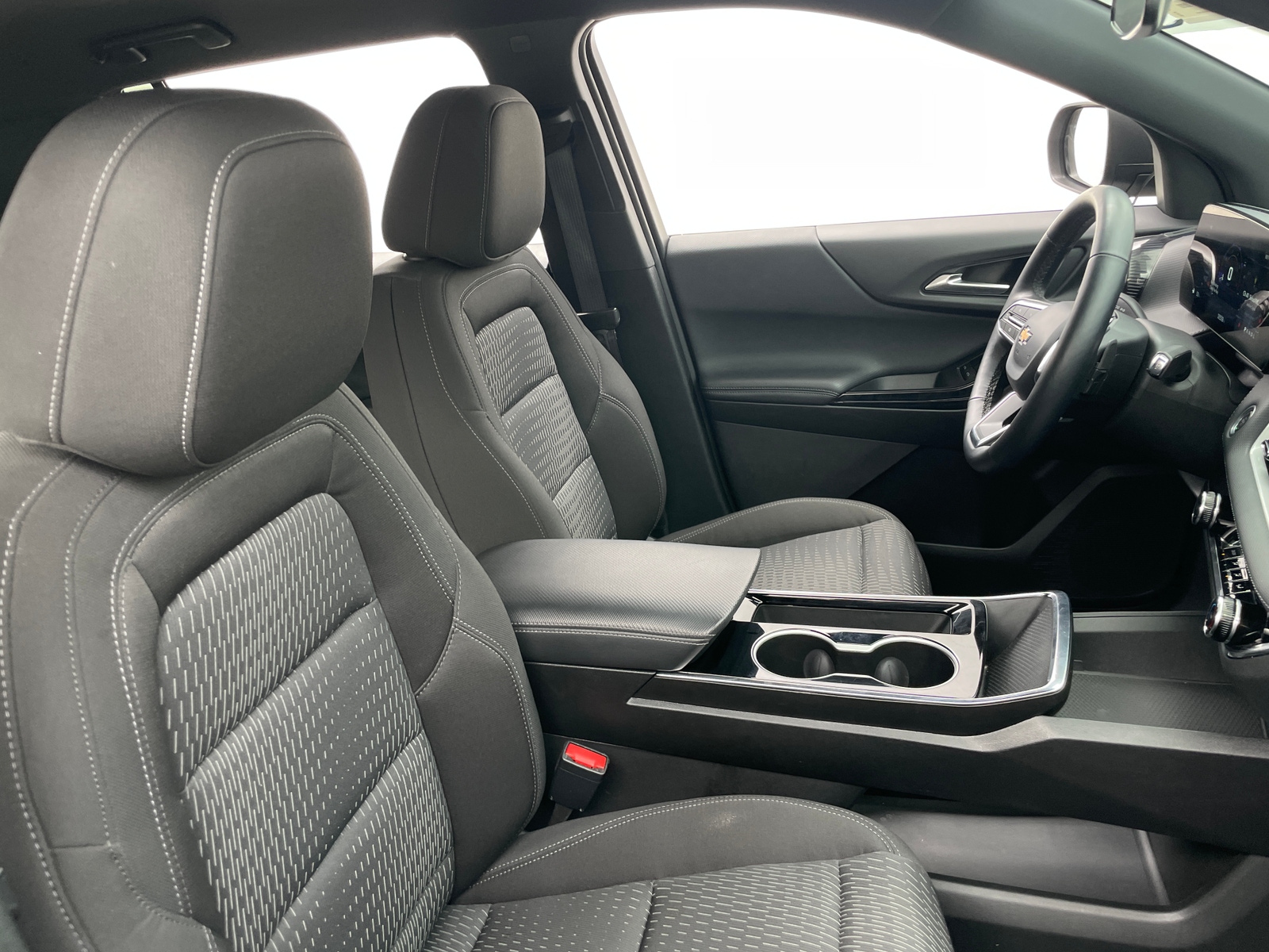 Thumbnail: 2025 Chevrolet Equinox - 2