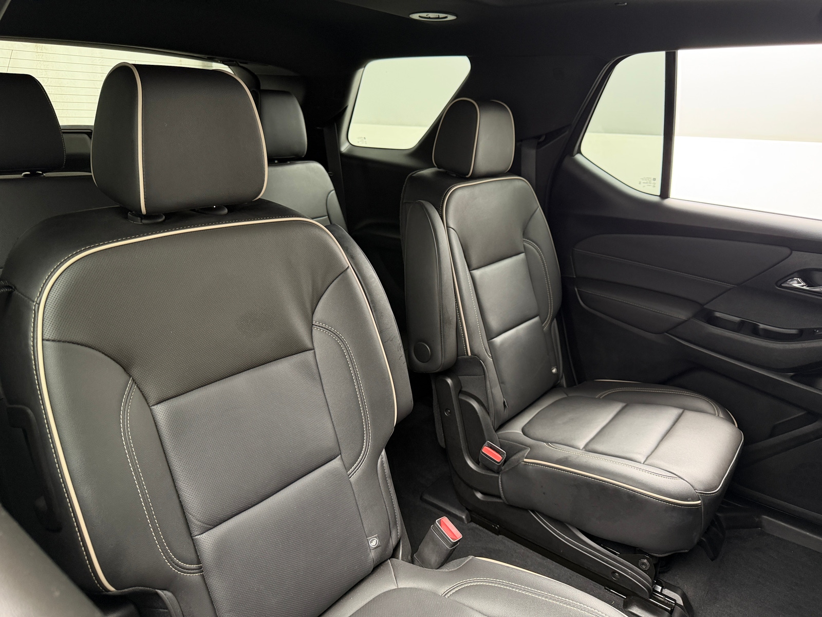Thumbnail: 2023 Chevrolet Traverse - 5