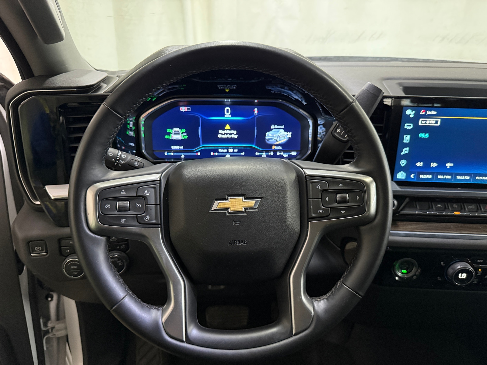 Thumbnail: 2024 Chevrolet Silverado 1500 - 5