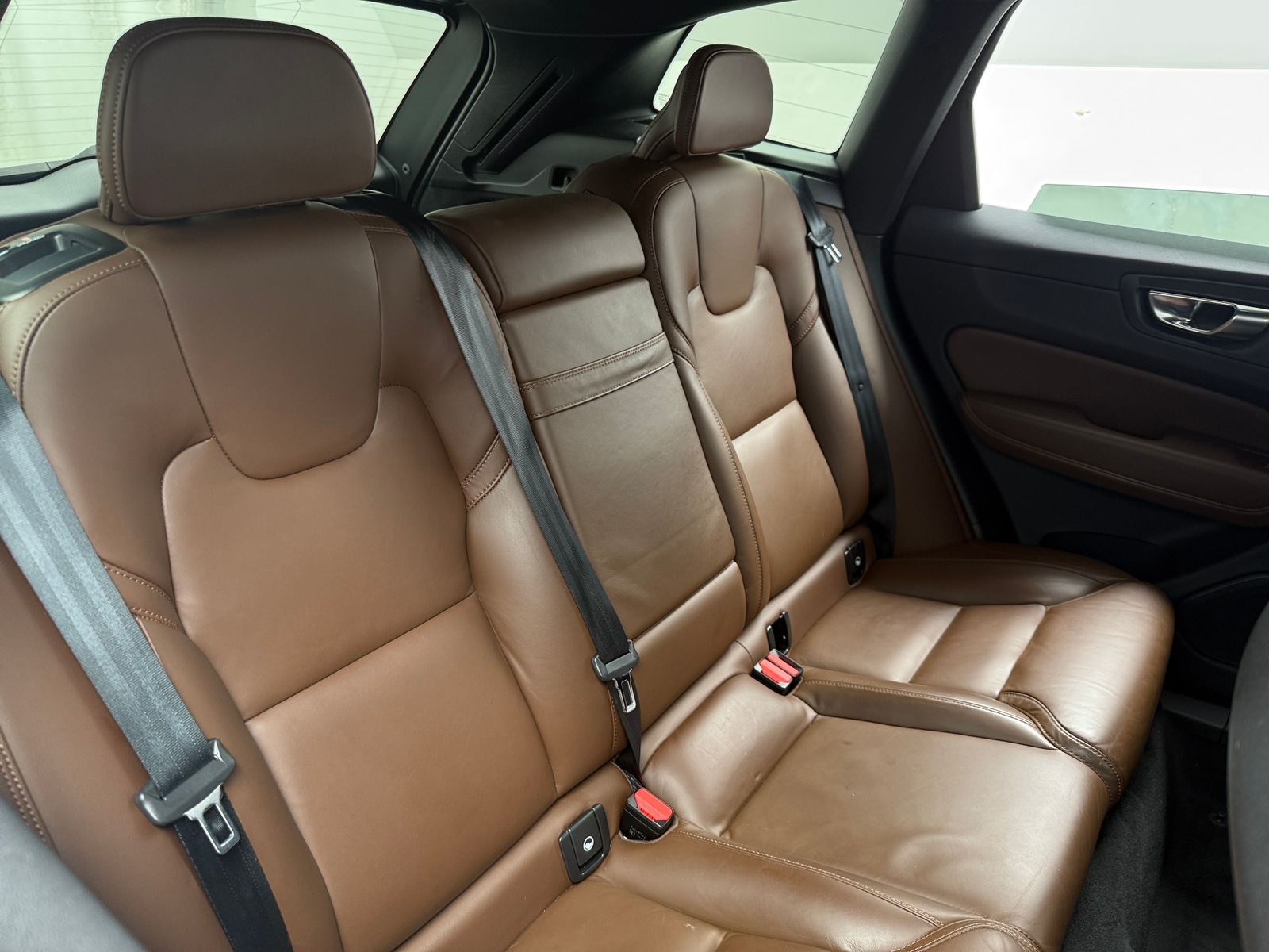 Thumbnail: 2021 Volvo XC60 - 5