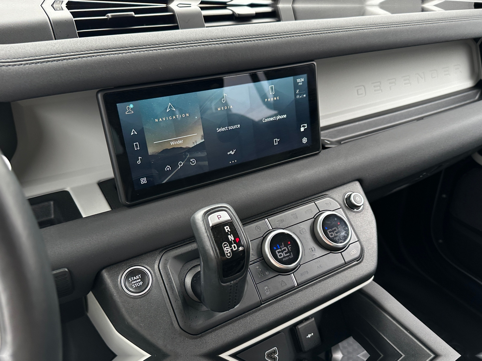 Thumbnail: 2020 Land Rover Defender - 4
