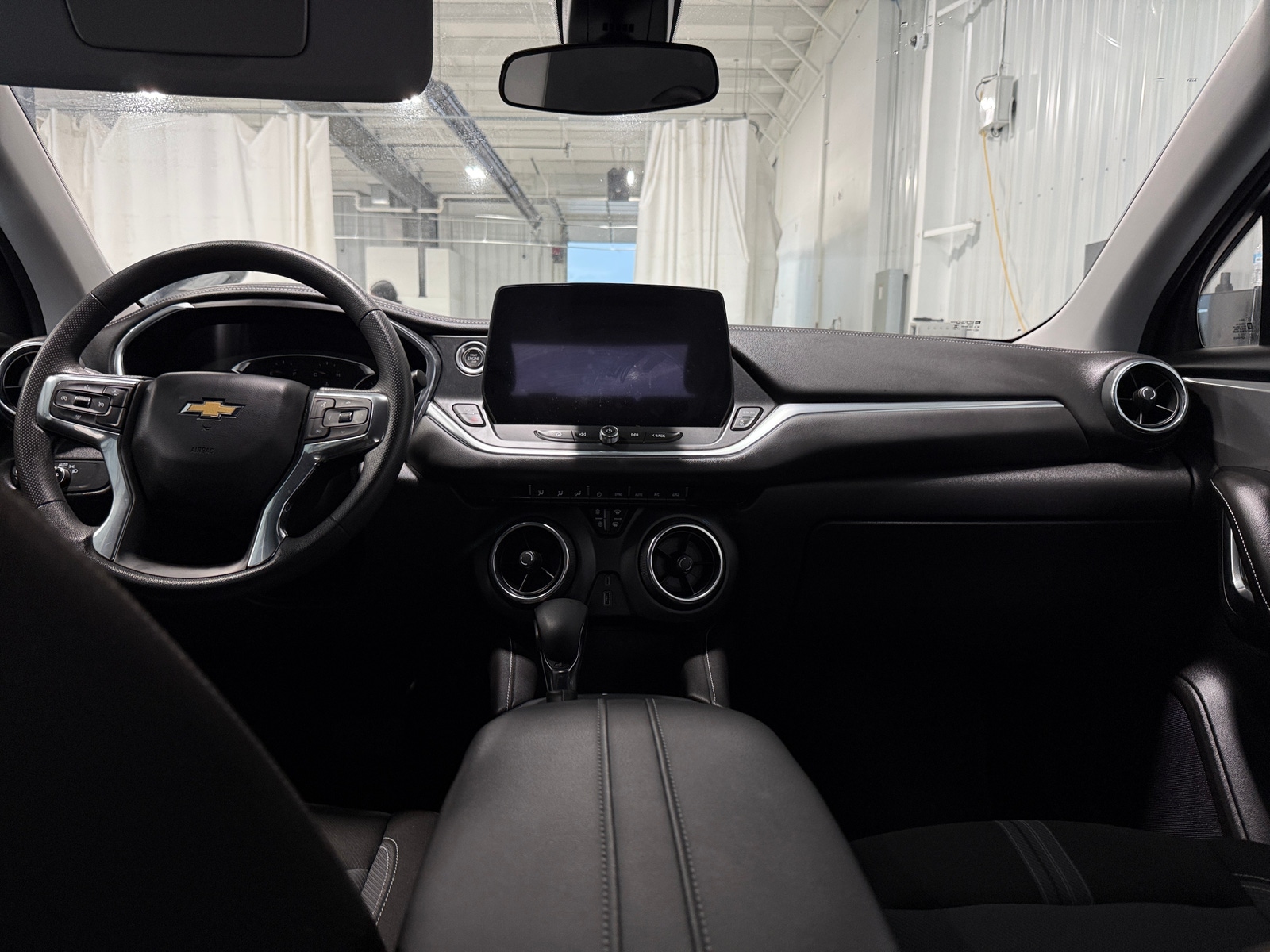 Thumbnail: 2023 Chevrolet Blazer - 3