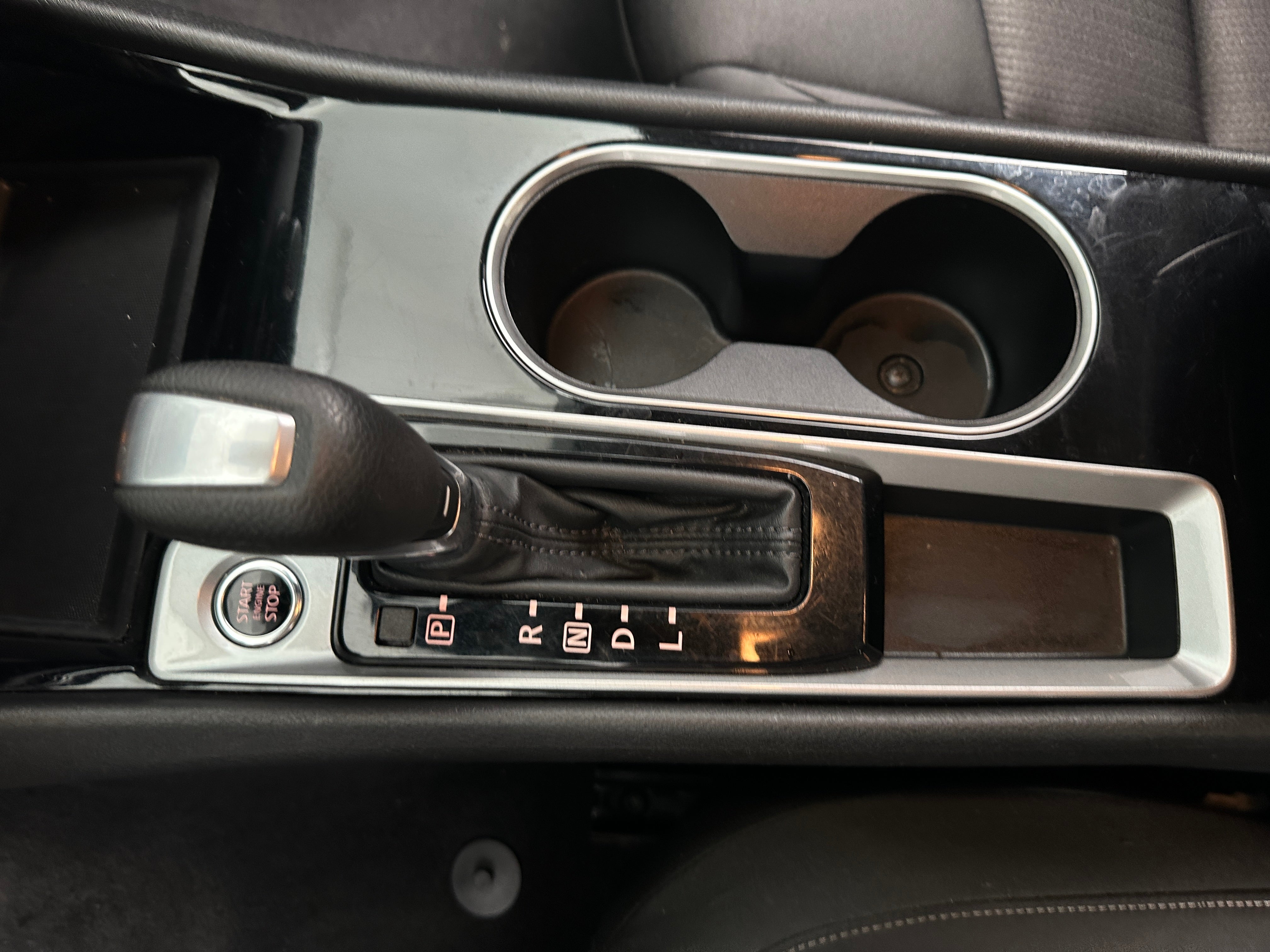 2024 Nissan Altima SV - Photo 6