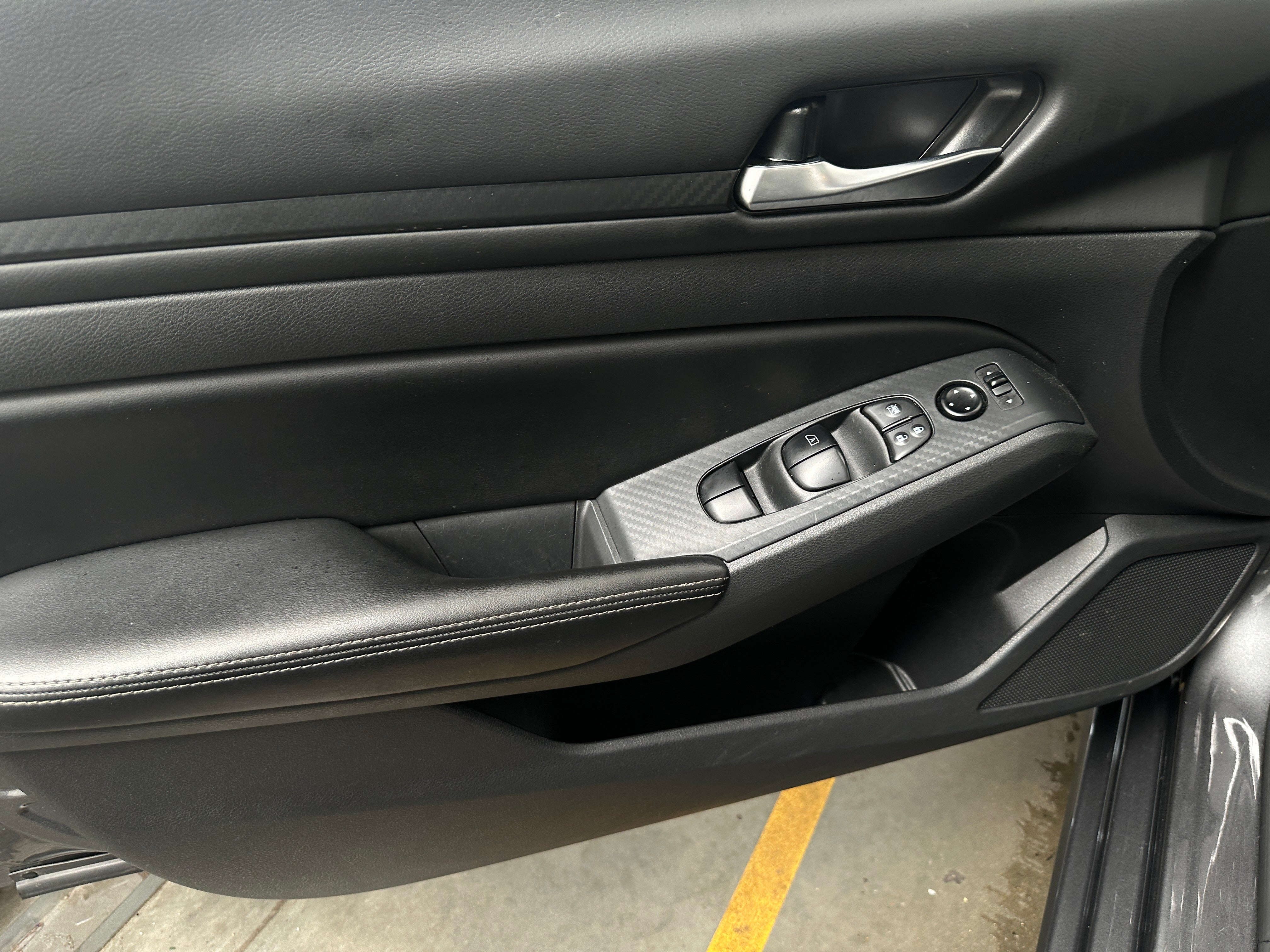 2024 Nissan Altima SV - Photo 9