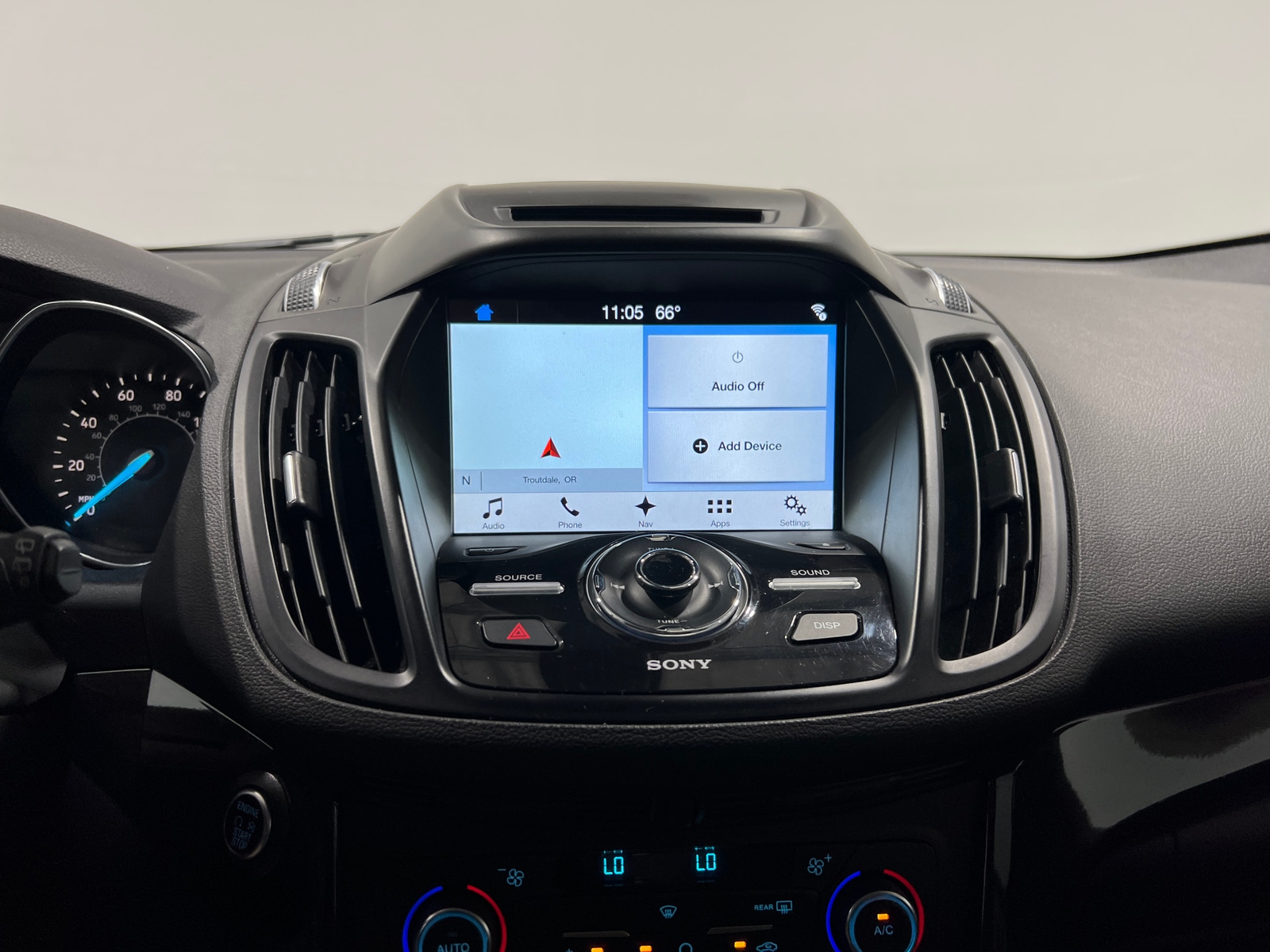 Thumbnail: 2017 Ford Escape - 3