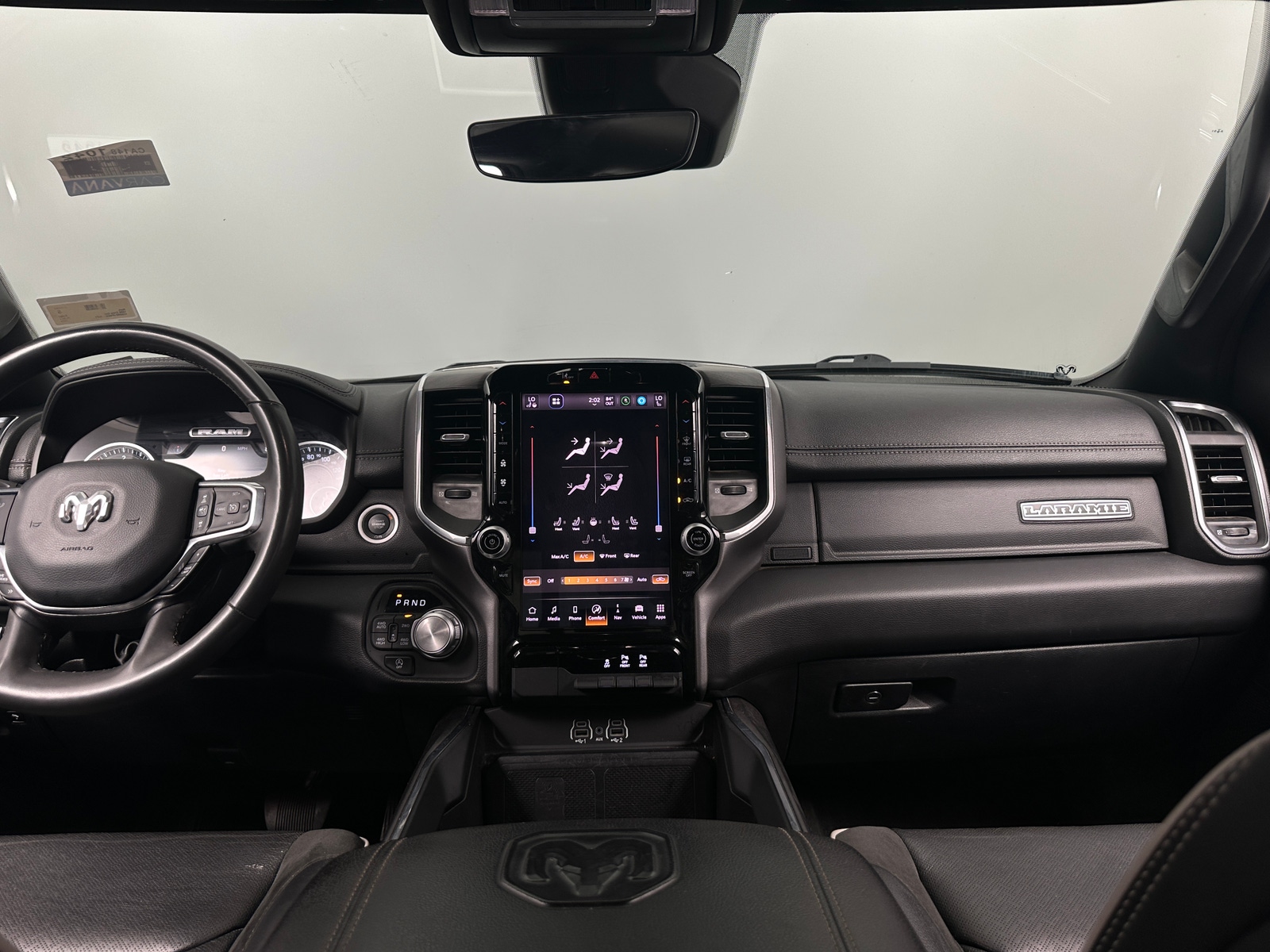 Thumbnail: 2025 RAM 1500 - 2