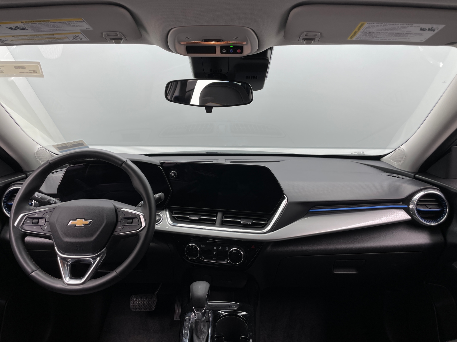 Thumbnail: 2025 Chevrolet Trax - 2