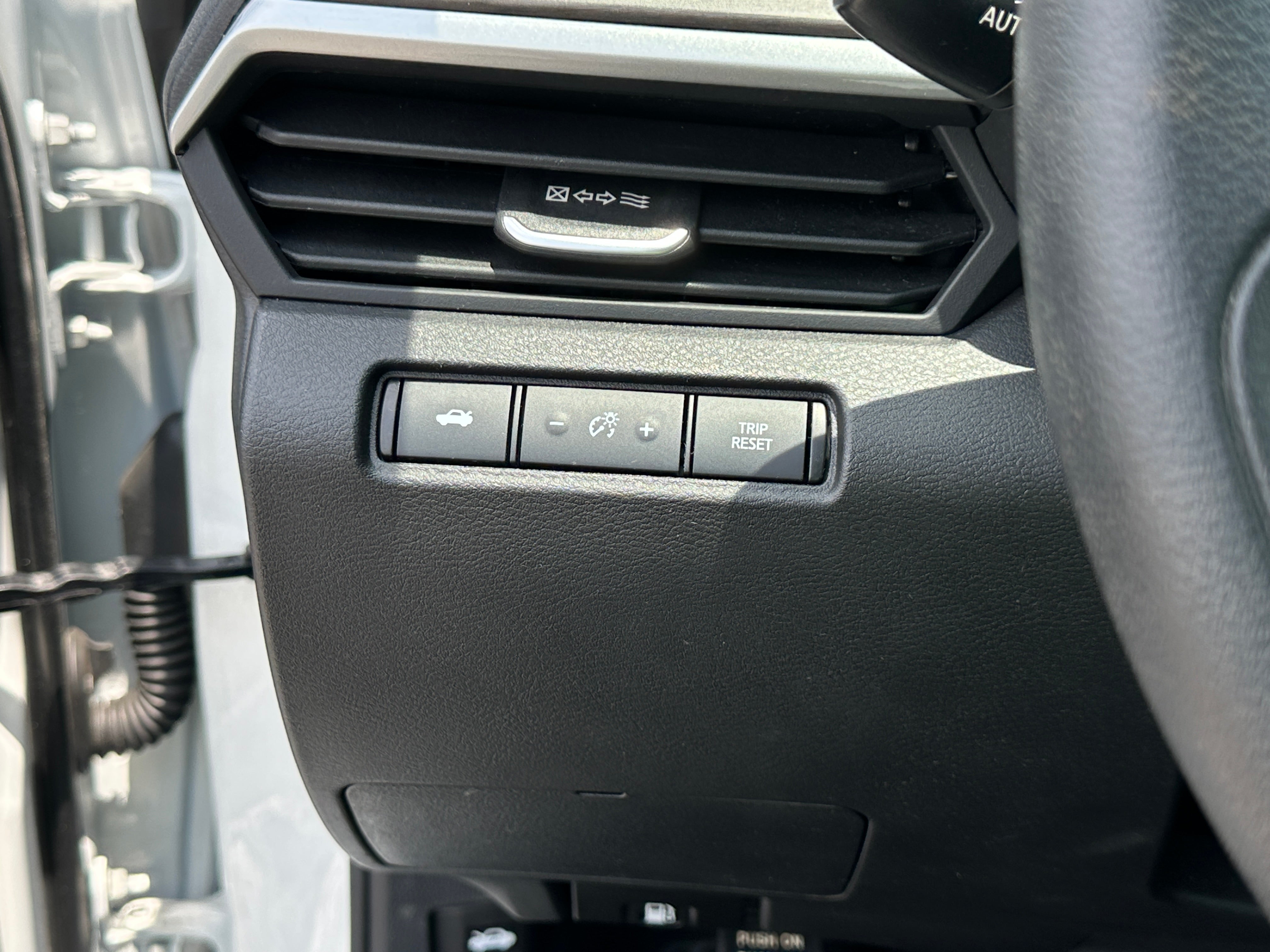 2025 Nissan Altima SV - Photo 10