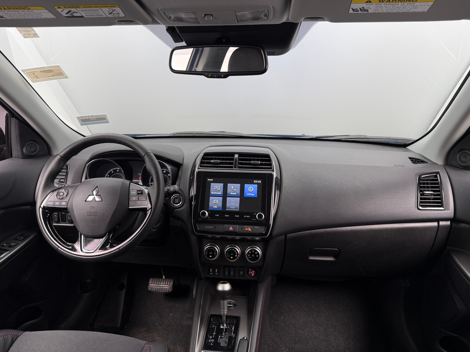 Thumbnail: 2023 Mitsubishi Outlander Sport - 3