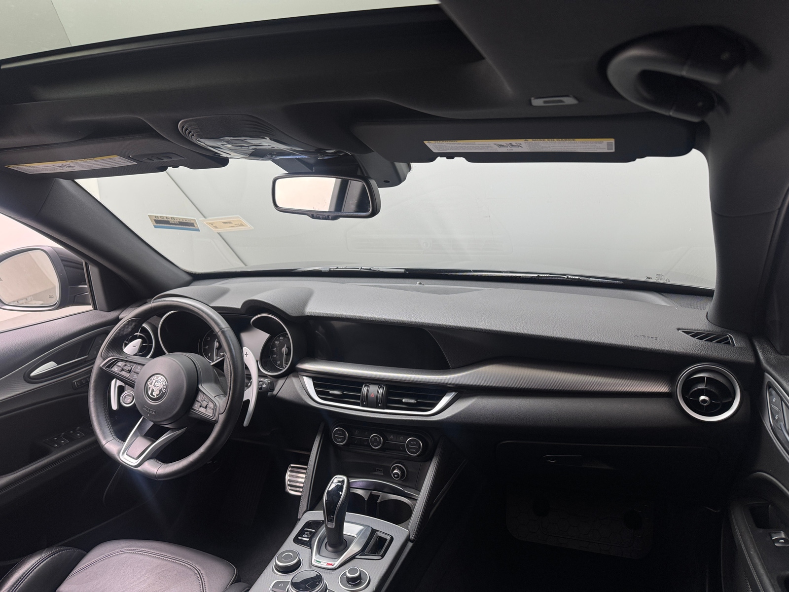 Thumbnail: 2023 Alfa Romeo Stelvio - 2