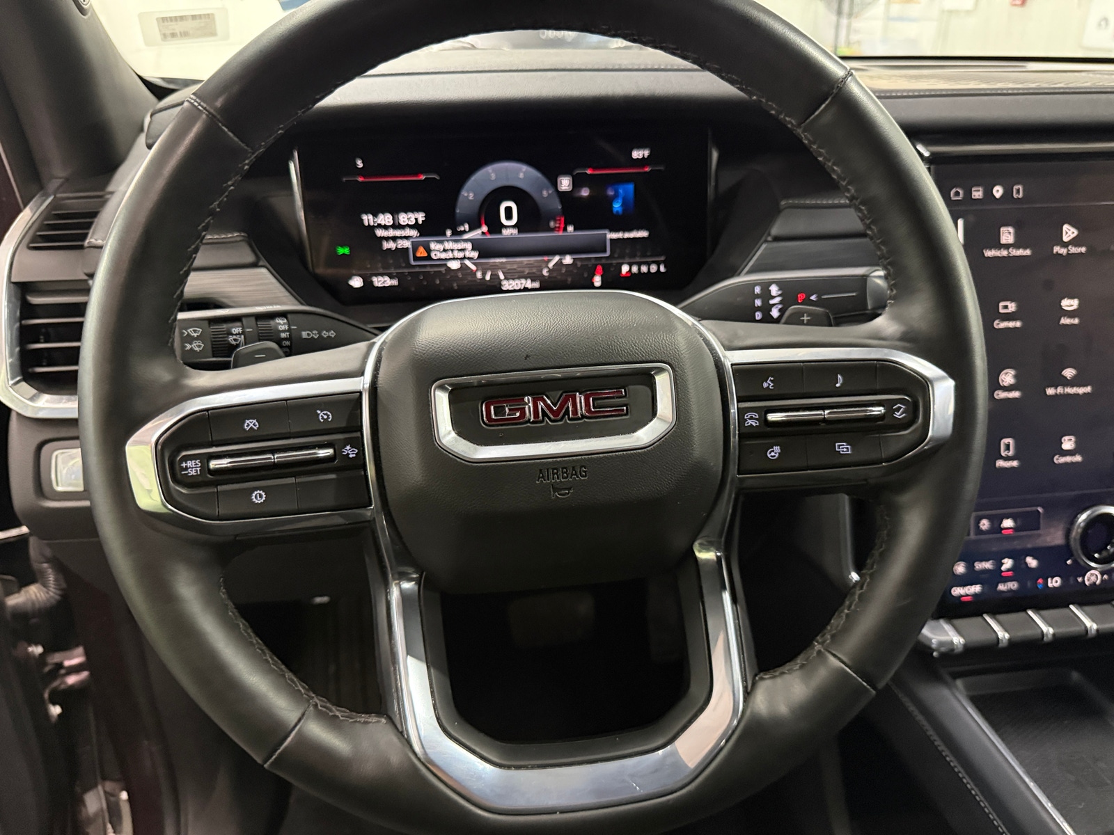 Thumbnail: 2025 GMC Acadia - 5