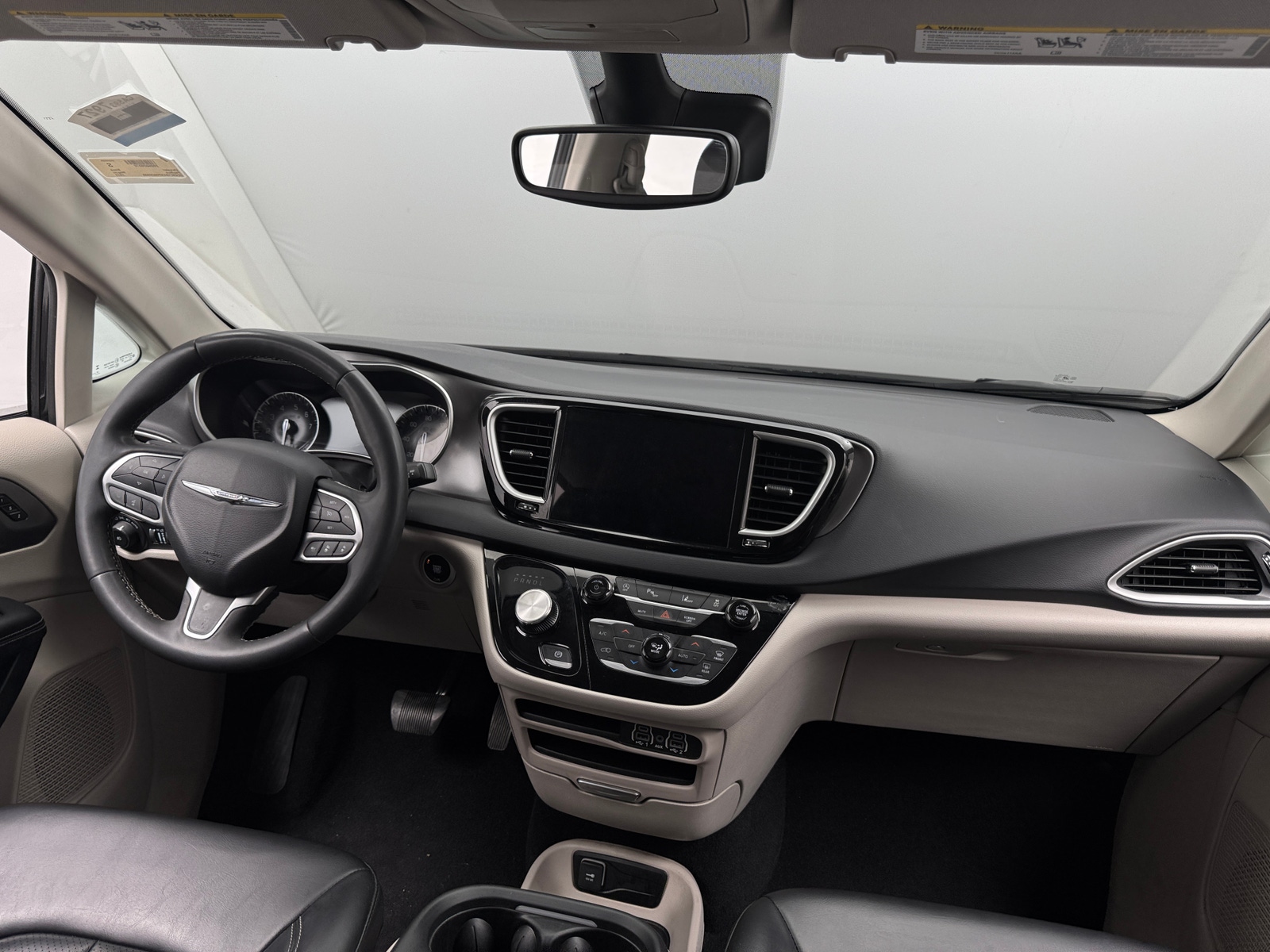 Thumbnail: 2023 Chrysler Pacifica - 2