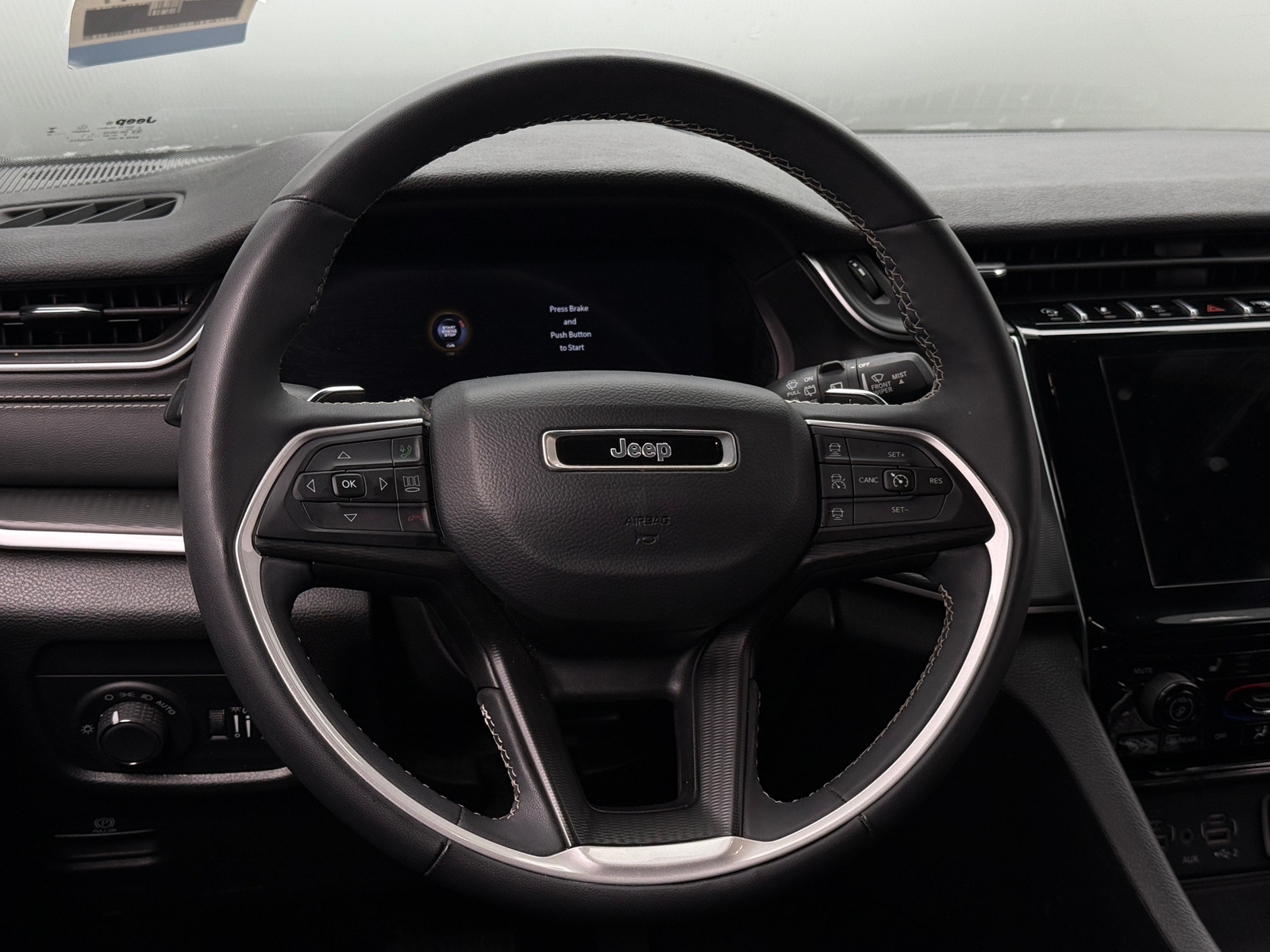 Thumbnail: 2023 Jeep Grand Cherokee L - 4