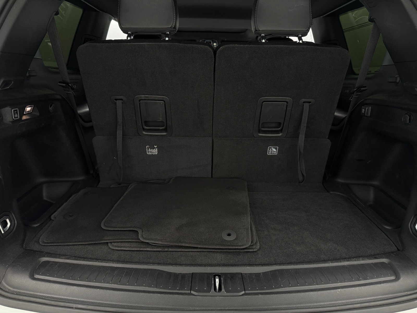 Thumbnail: 2023 Jeep Grand Cherokee L - 6