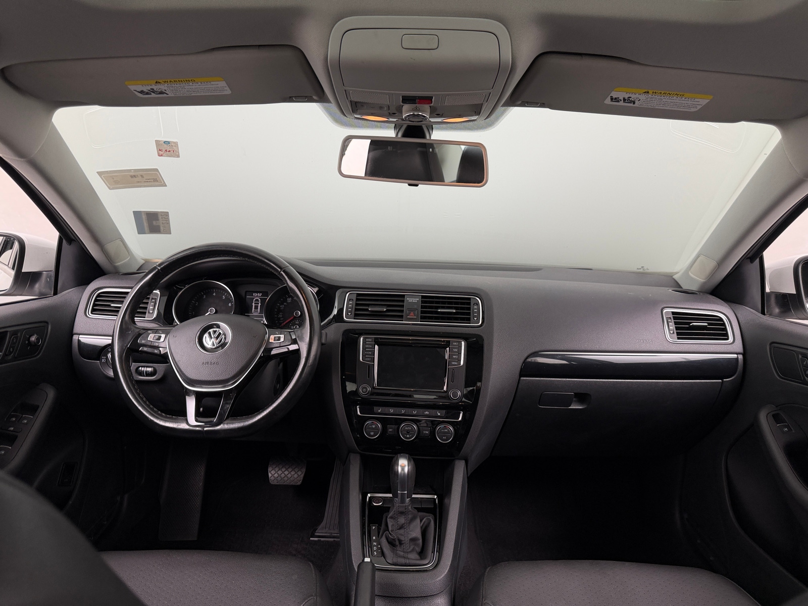 Thumbnail: 2017 Volkswagen Jetta - 2