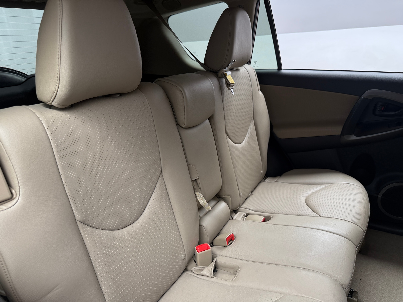 Thumbnail: 2012 Toyota RAV4 - 6