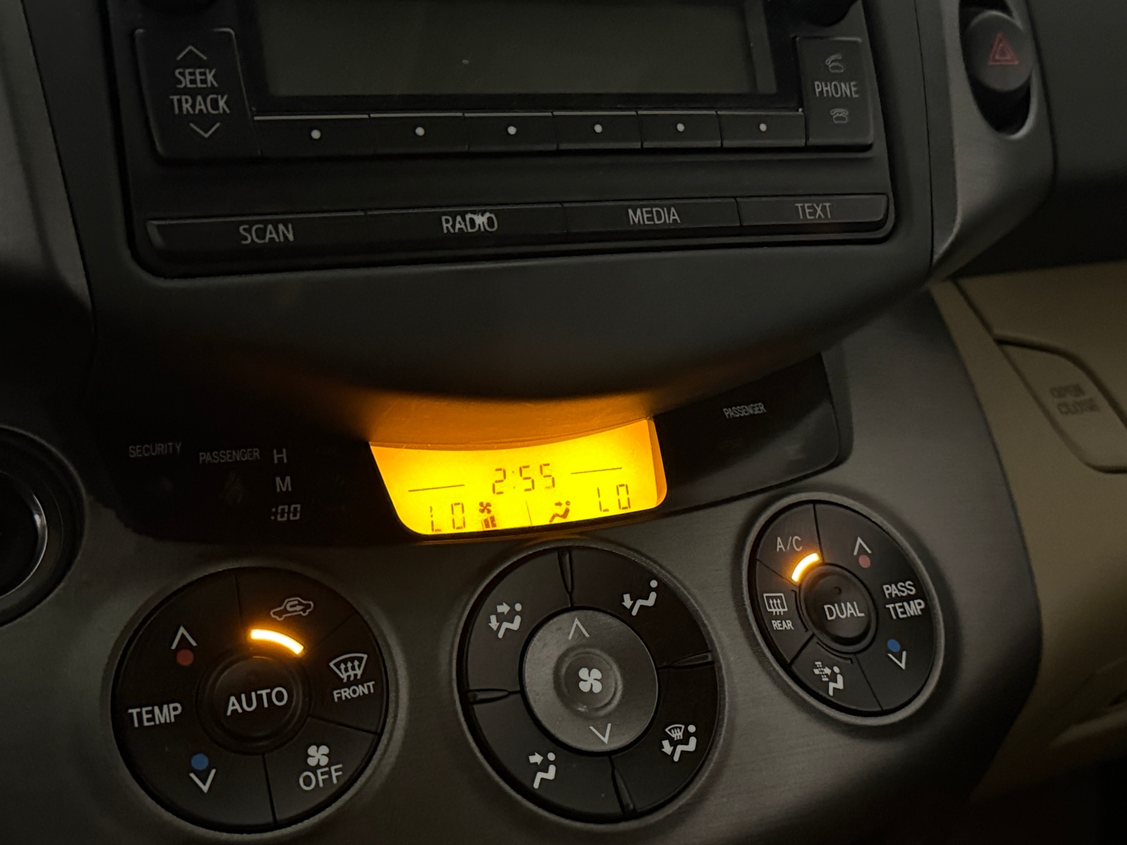Thumbnail: 2012 Toyota RAV4 - 4