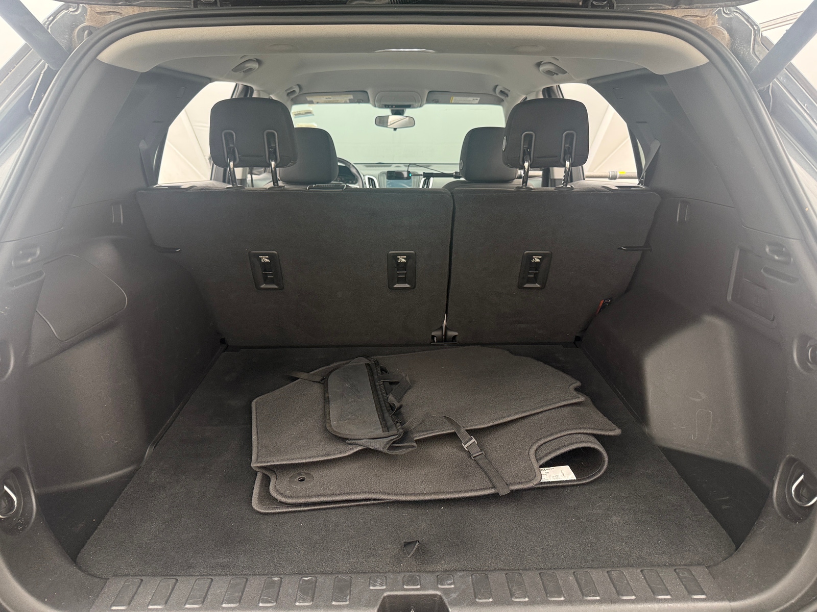 Thumbnail: 2018 Chevrolet Equinox - 7