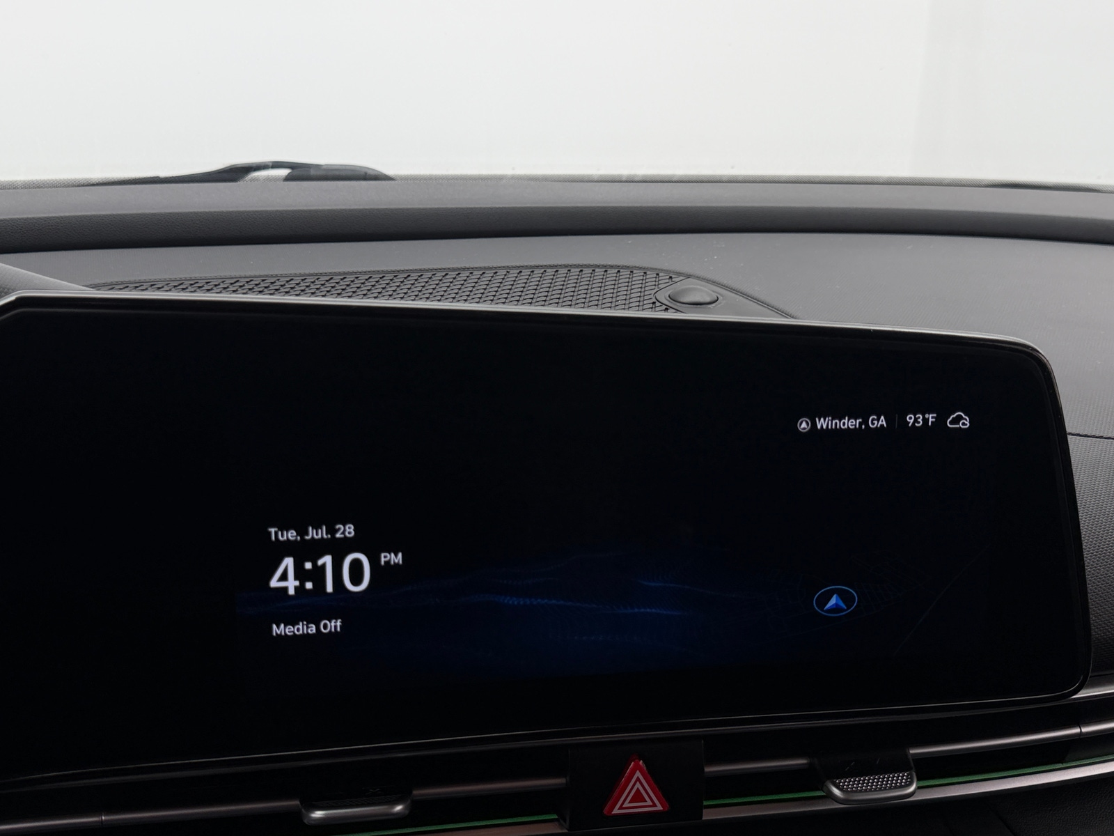 Thumbnail: 2024 Hyundai Elantra - 4