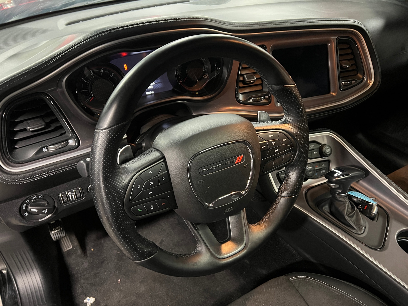 Thumbnail: 2022 Dodge Challenger - 3
