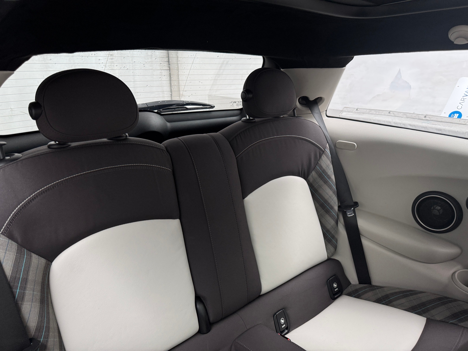 Thumbnail: 2015 MINI Cooper Hardtop - 5