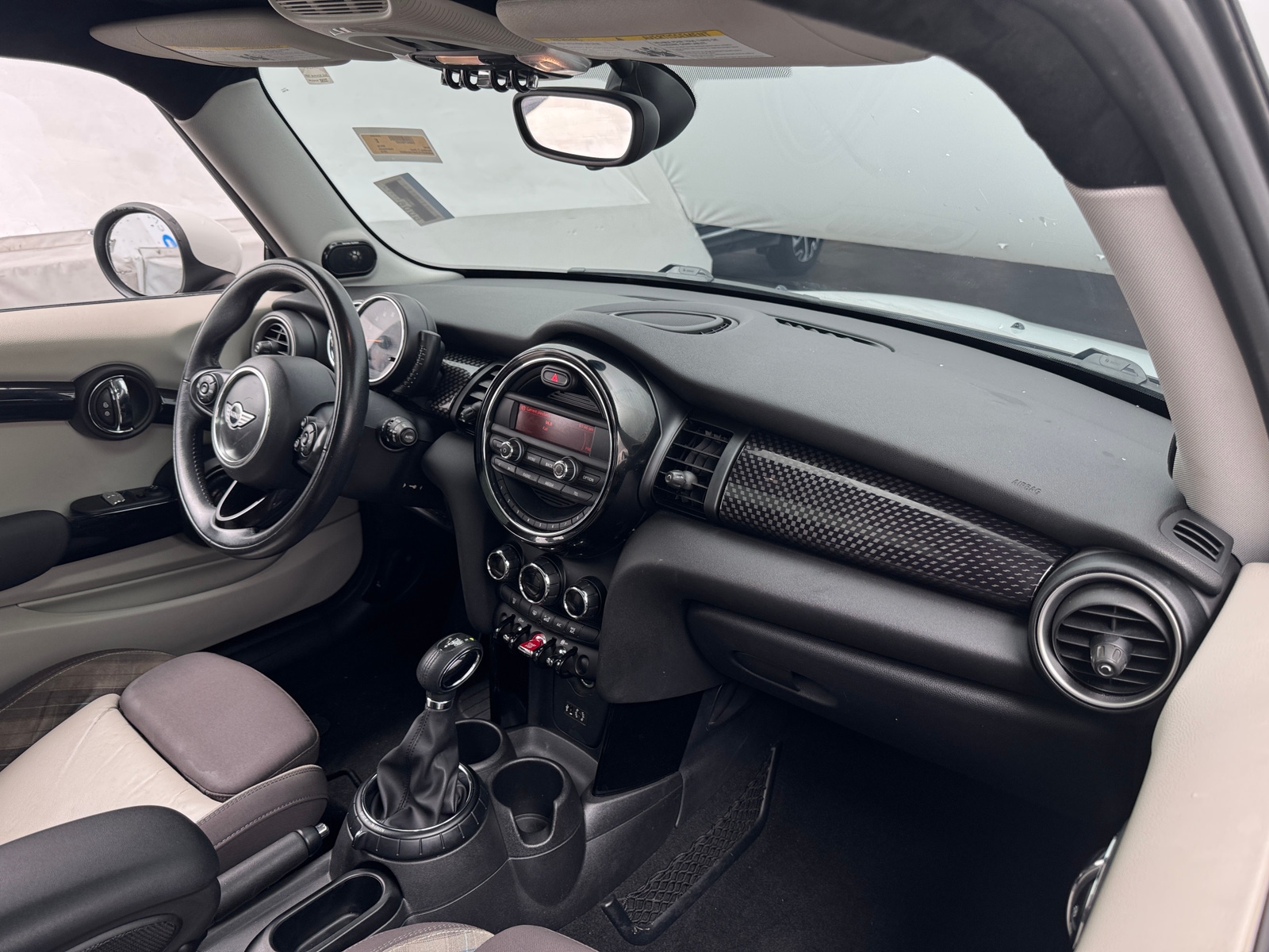 Thumbnail: 2015 MINI Cooper Hardtop - 2