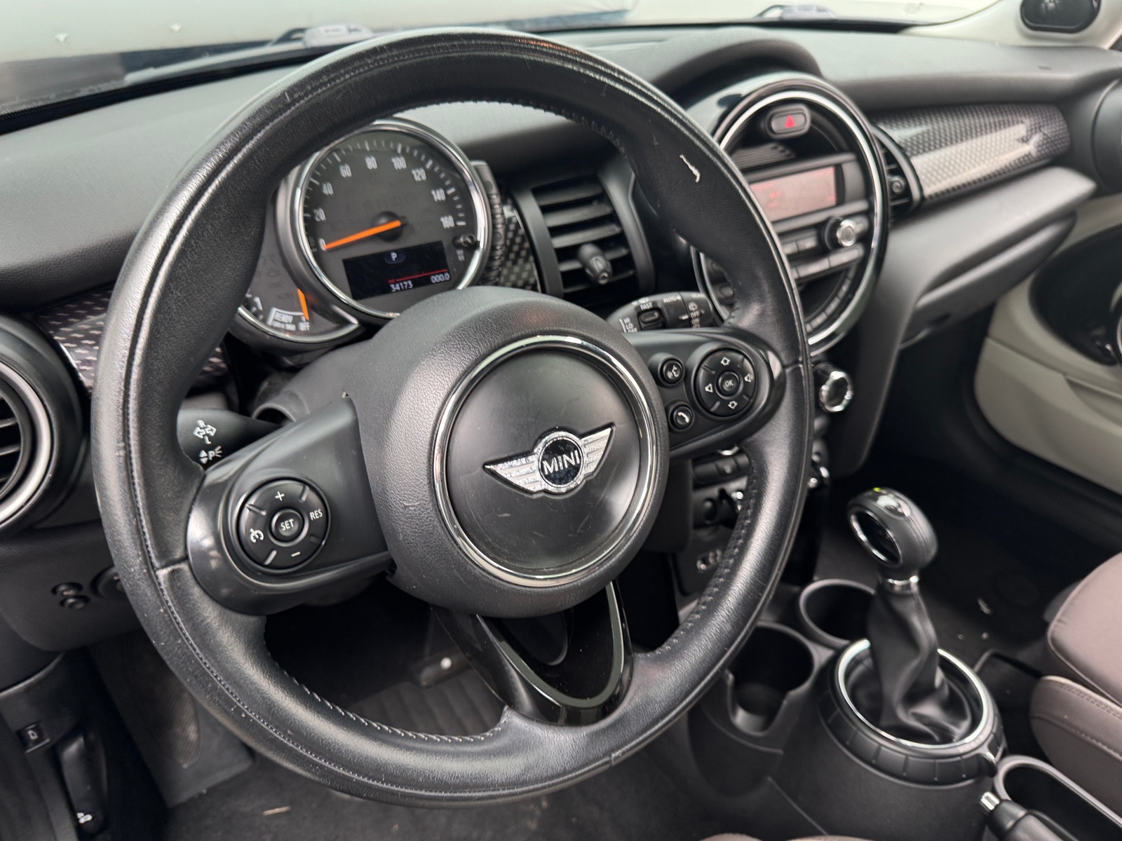 Thumbnail: 2015 MINI Cooper Hardtop - 4