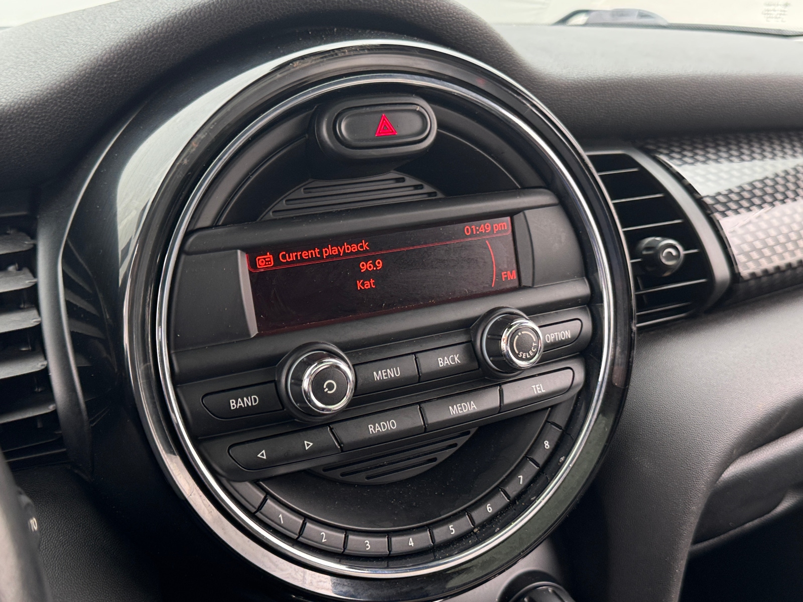 Thumbnail: 2015 MINI Cooper Hardtop - 3