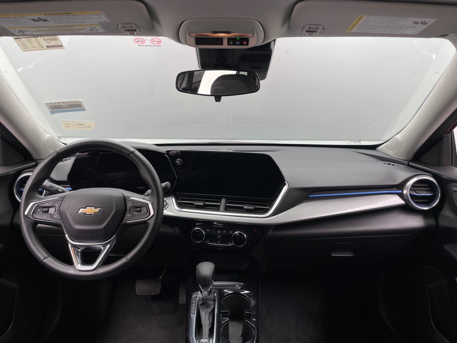 Thumbnail: 2025 Chevrolet Trax - 2