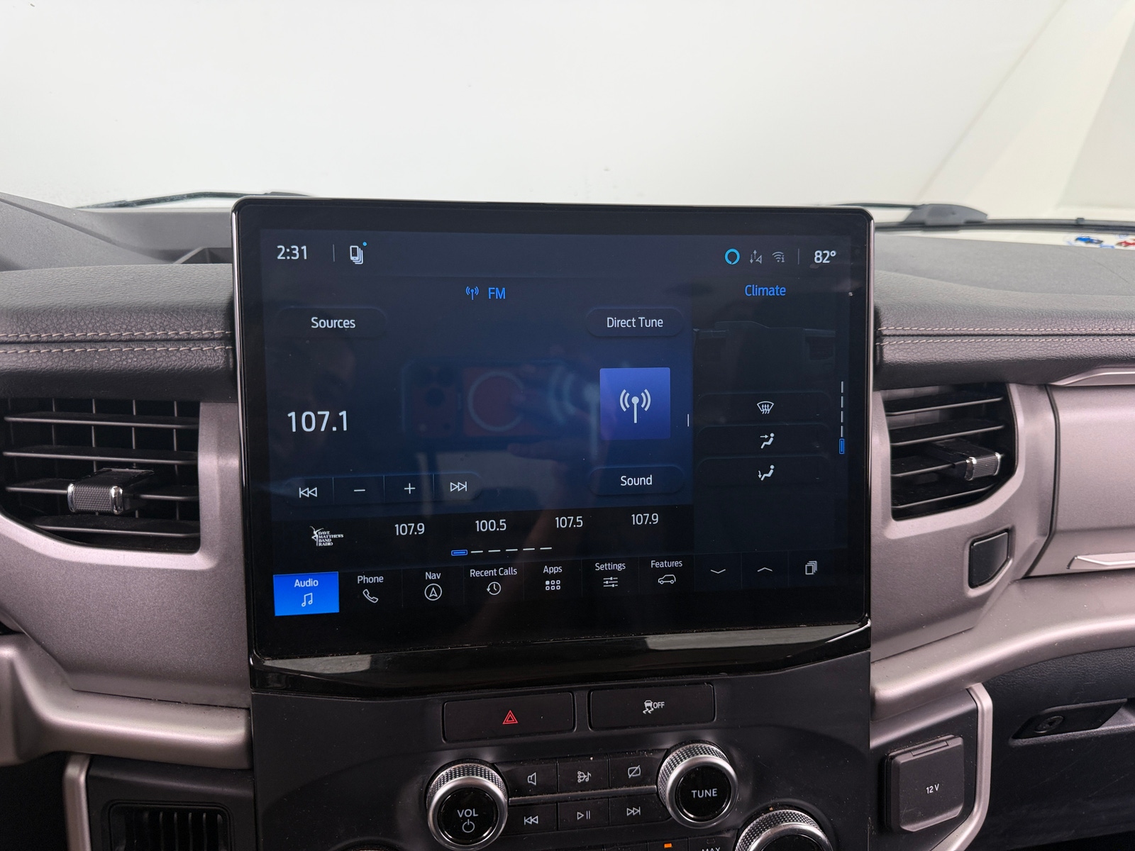 Thumbnail: 2022 Ford Expedition - 4