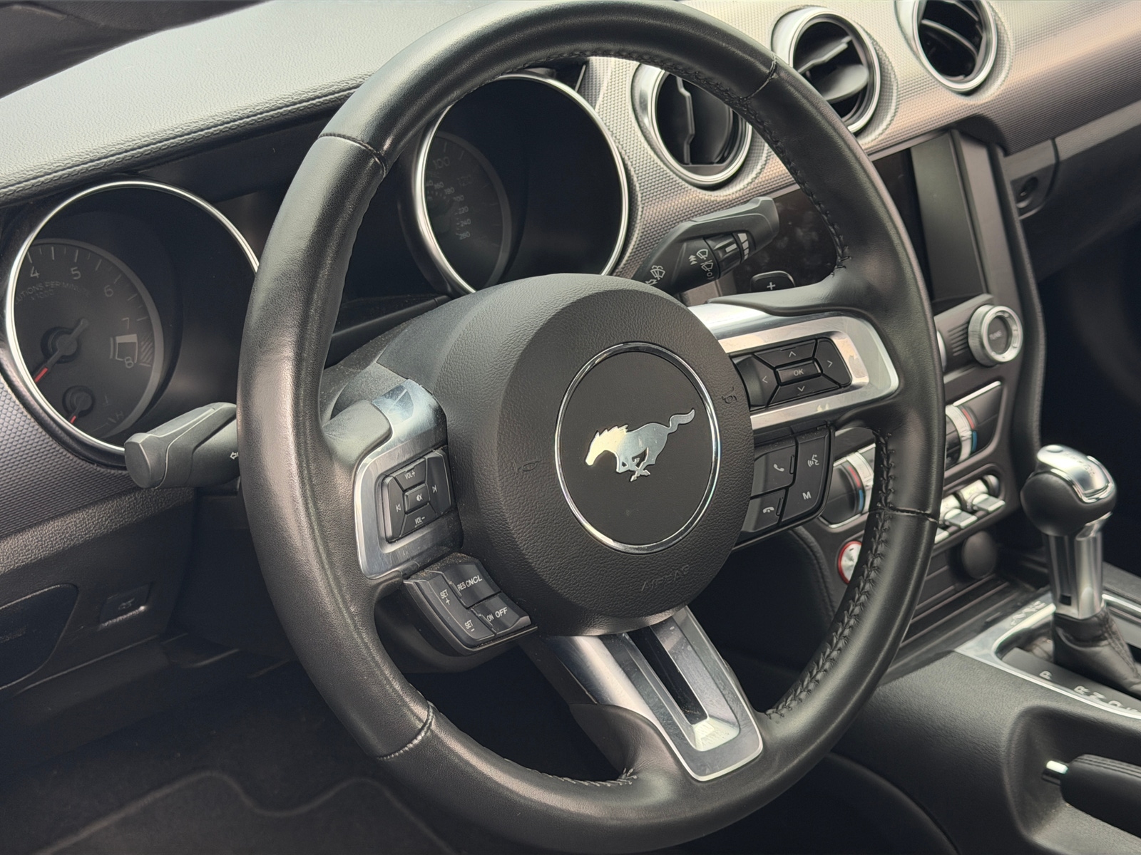 Thumbnail: 2020 Ford Mustang - 4
