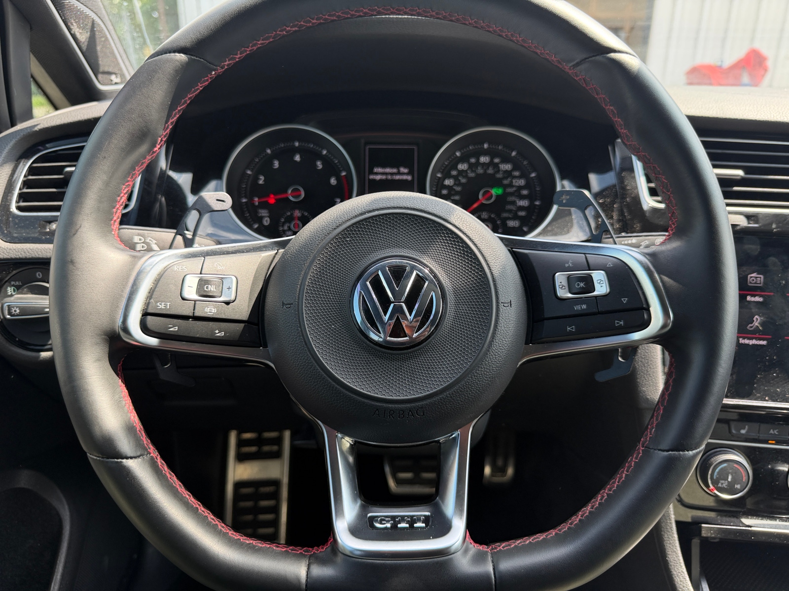 Thumbnail: 2019 Volkswagen Golf - 4