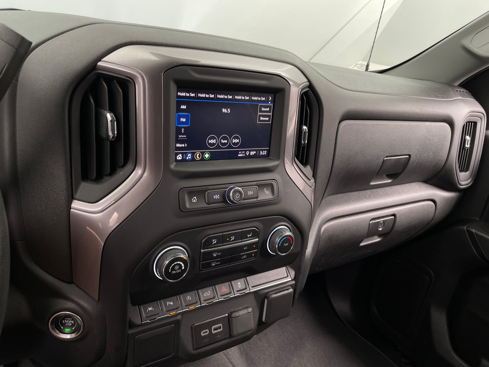 Thumbnail: 2024 Chevrolet Silverado 1500 - 4