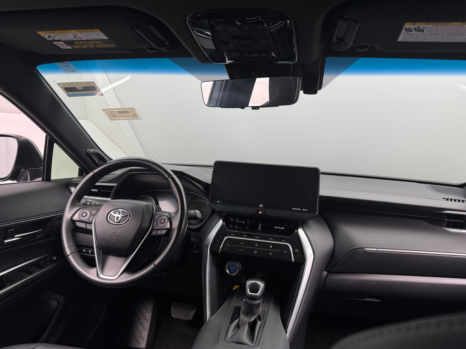 Thumbnail: 2021 Toyota Venza - 3