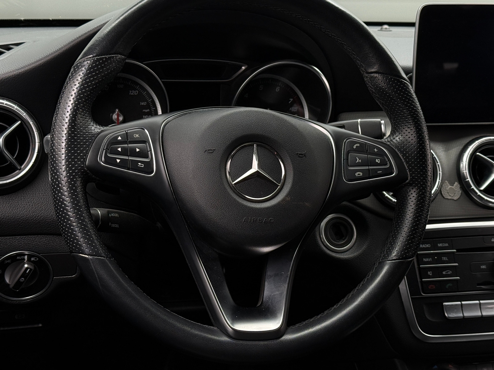 Thumbnail: 2019 Mercedes-Benz CLA - 4