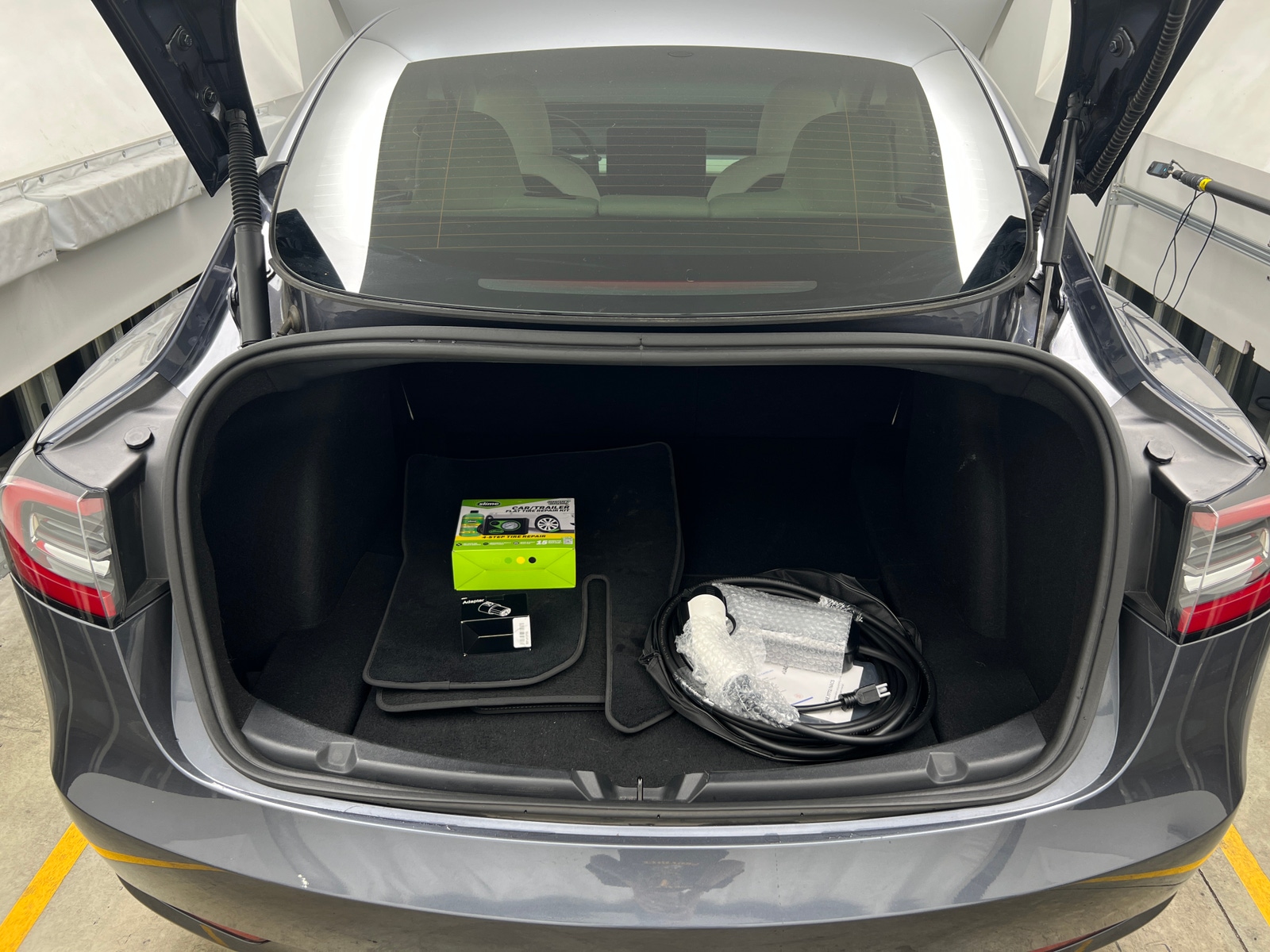 Thumbnail: 2023 Tesla Model 3 - 6